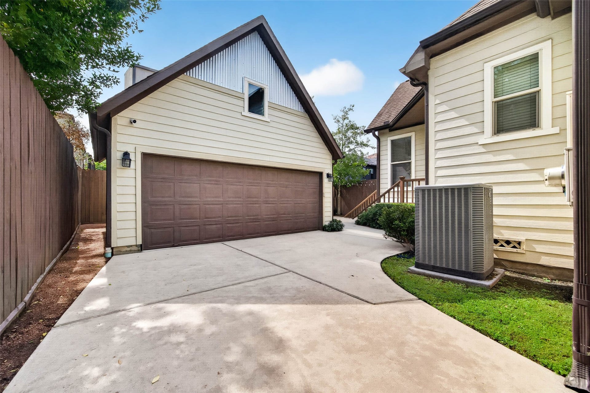 1207 Welch Street, Houston, TX 77006 Additional potential awaits above the detached garage, with the opportunity to build out for extra storage or create a versatile flex space.