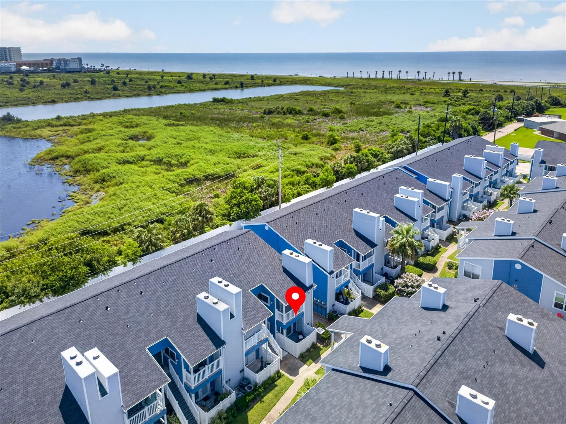 3506 Cove View Boulevard, #1011, Galveston, TX 77554 Quiet Location near Greenspace and Just accross from Galveston Beach