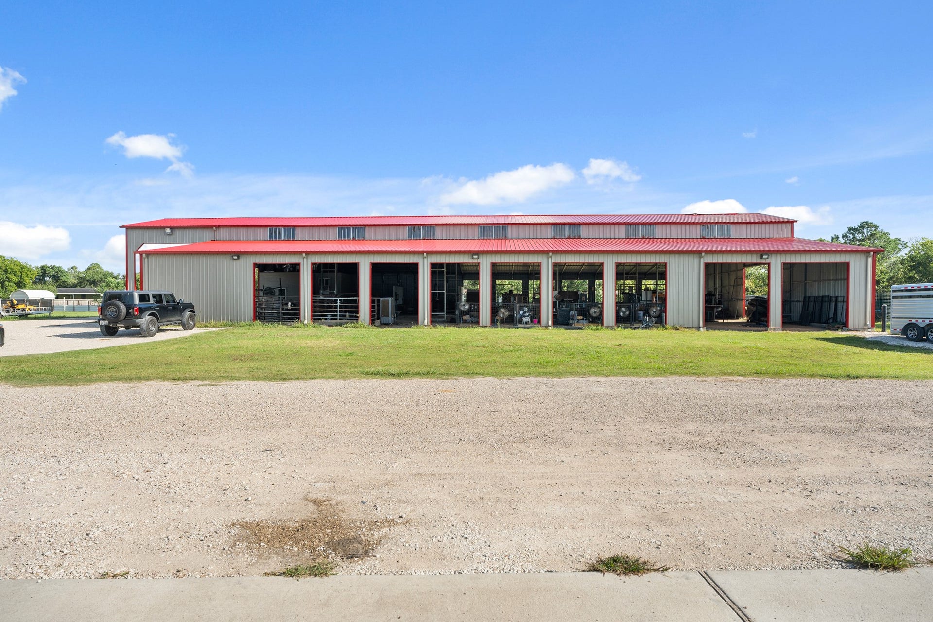 2576 County Road 144, Alvin, TX 77511 2576 County Road 144, Alvin, TX 77511
