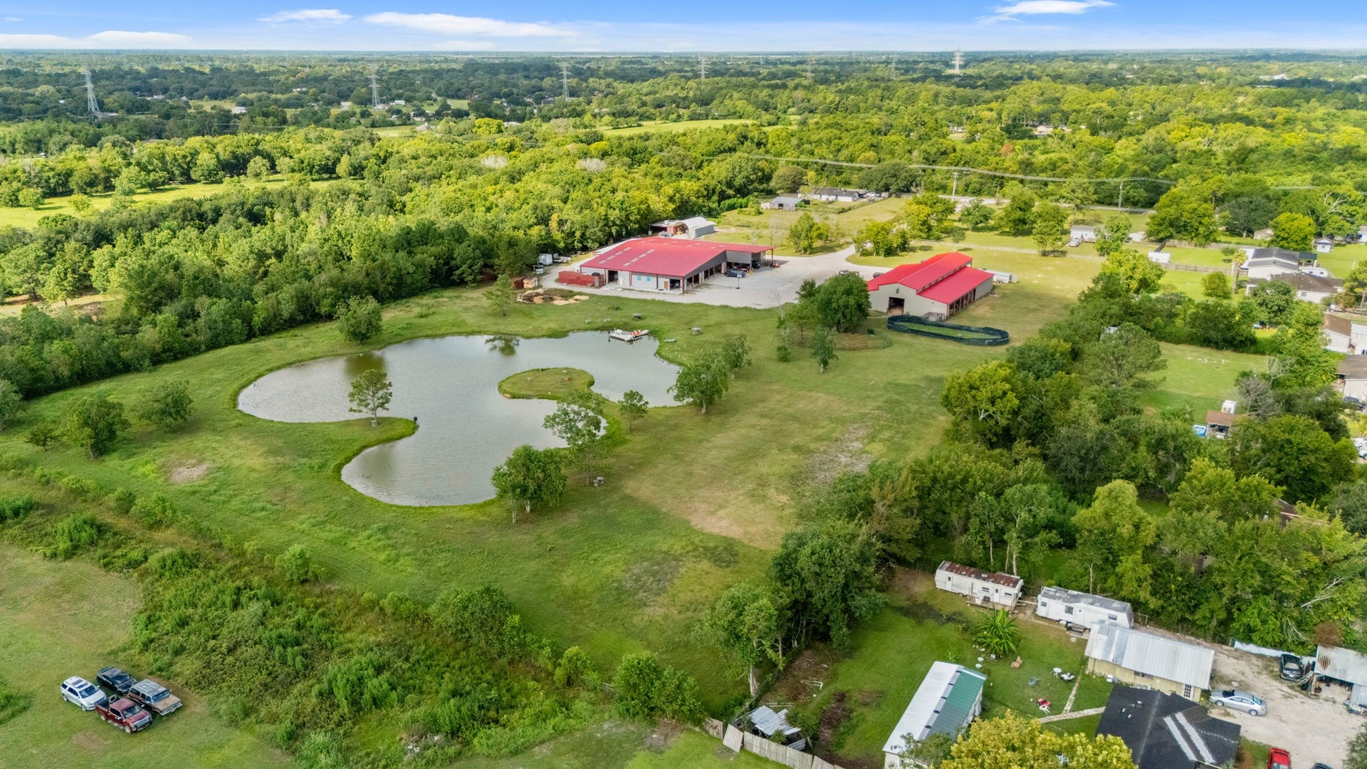 2576 County Road 144, Alvin, TX 77511 2576 County Road 144, Alvin, TX 77511