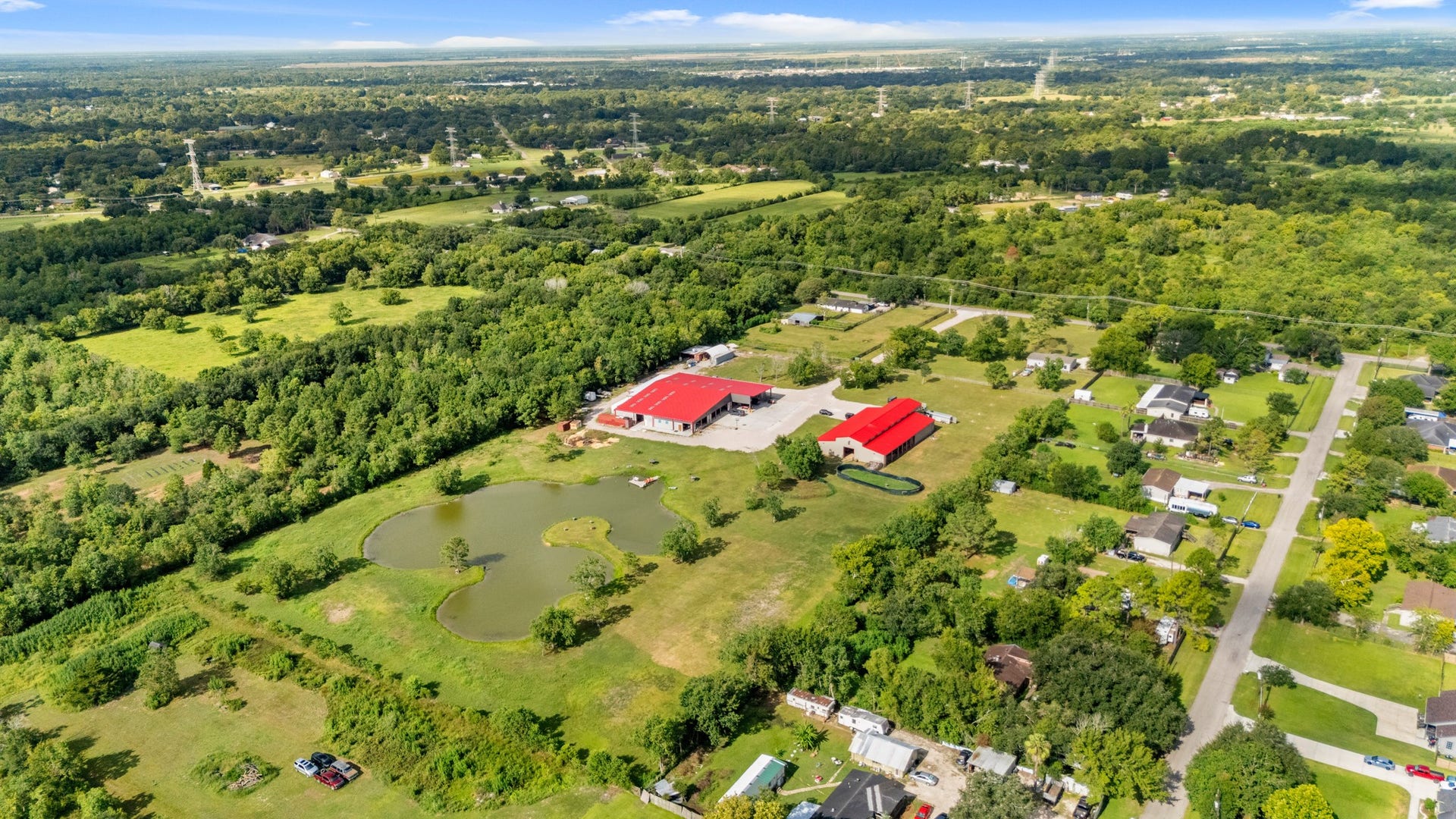 2576 County Road 144, Alvin, TX 77511 2576 County Road 144, Alvin, TX 77511