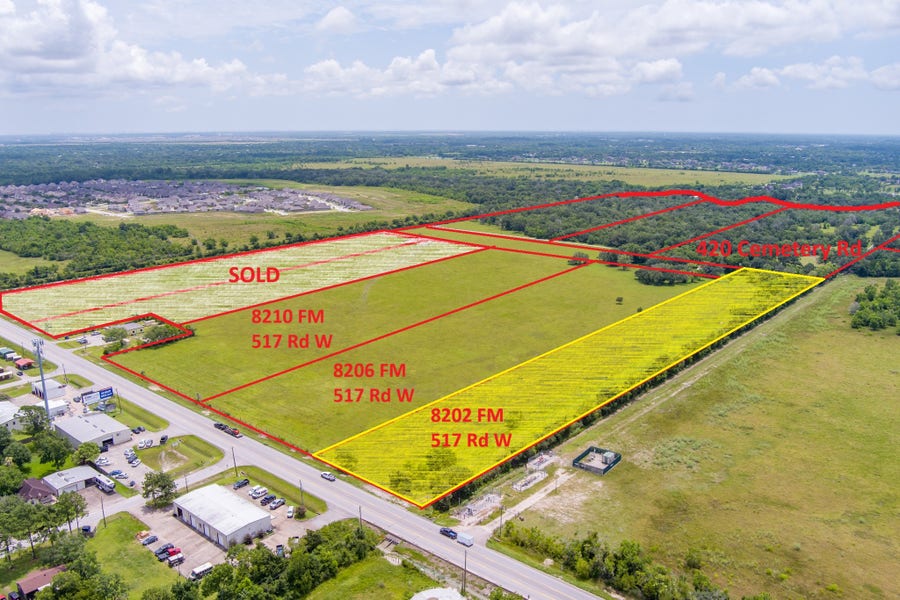 Property photo for 8202 FM 517 Road W, League City, TX