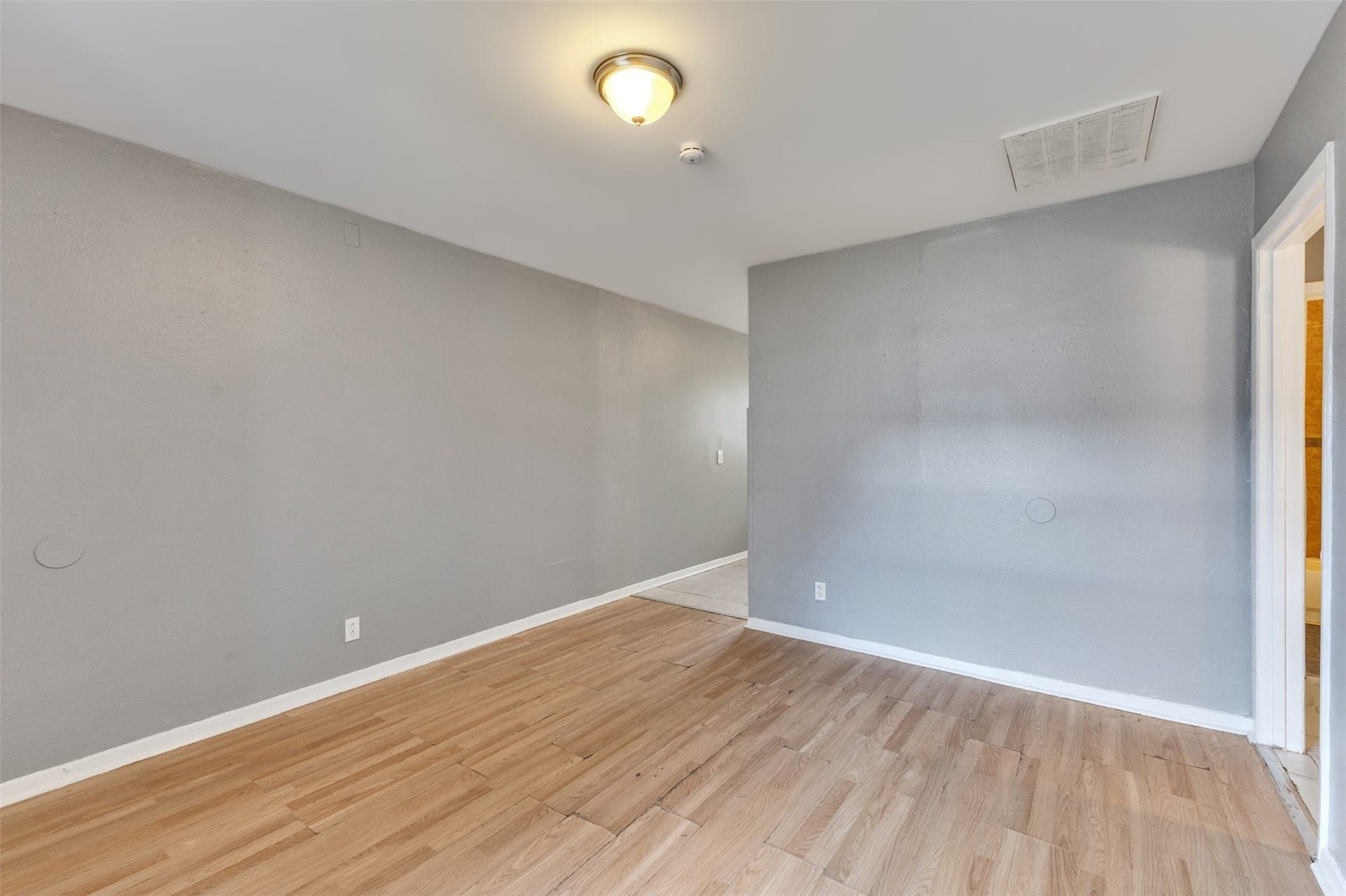 6822 WESTON STREET, Houston, TX 77021 6822 WESTON STREET, Houston, TX 77021