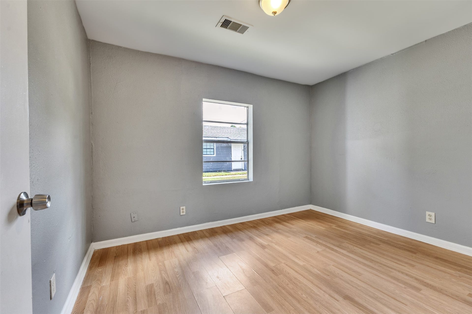 6822 WESTON STREET, Houston, TX 77021 6822 WESTON STREET, Houston, TX 77021