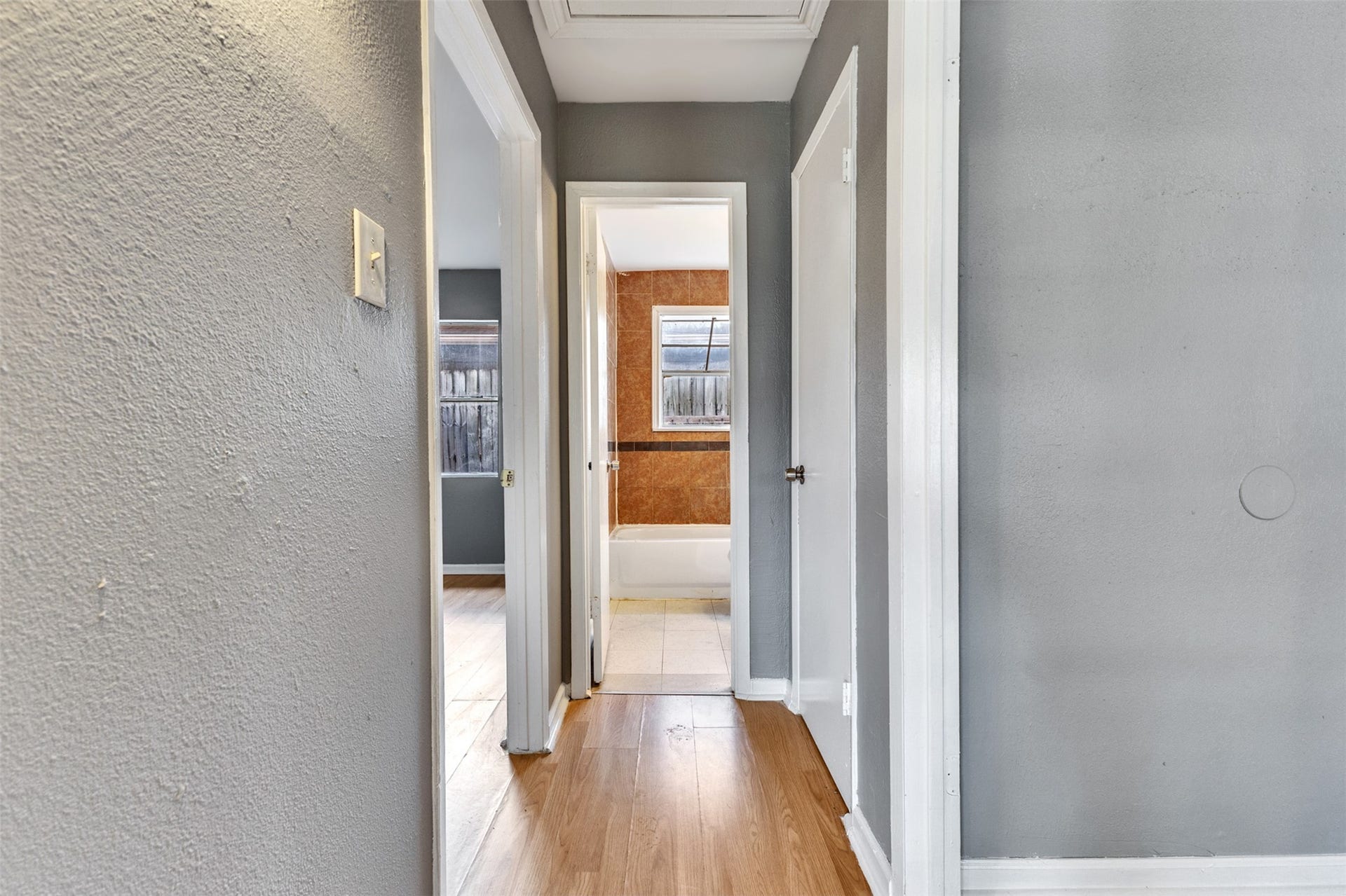 6822 WESTON STREET, Houston, TX 77021 6822 WESTON STREET, Houston, TX 77021