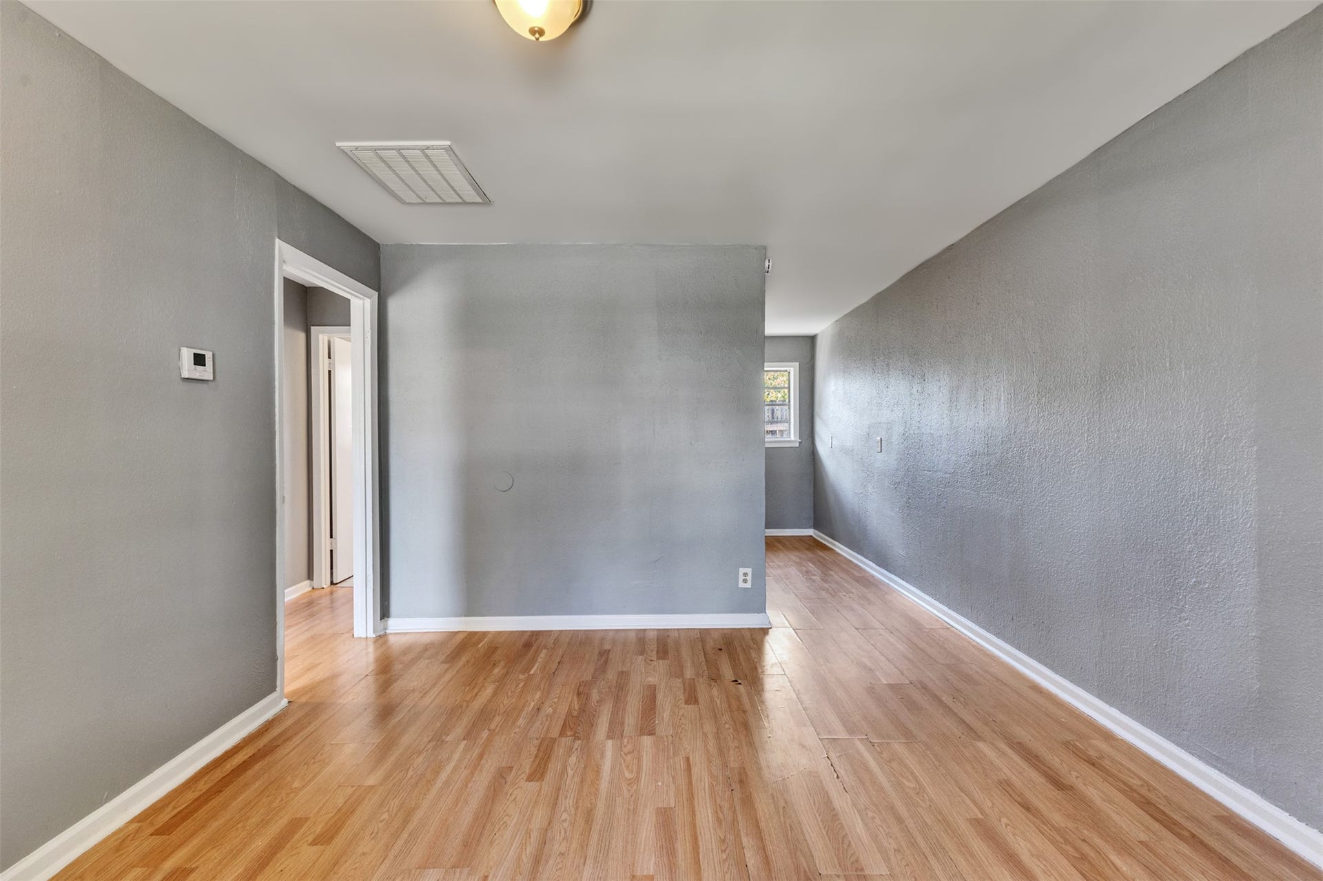 6822 WESTON STREET, Houston, TX 77021 6822 WESTON STREET, Houston, TX 77021