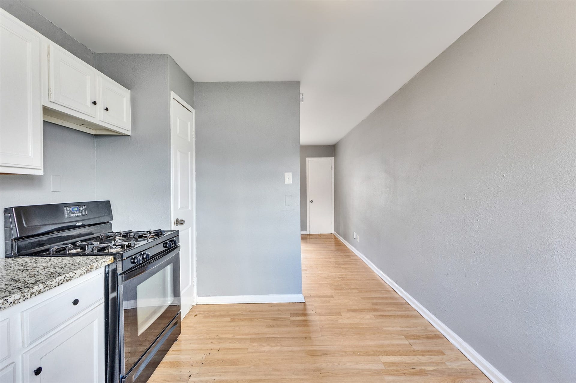 6822 WESTON STREET, Houston, TX 77021 6822 WESTON STREET, Houston, TX 77021