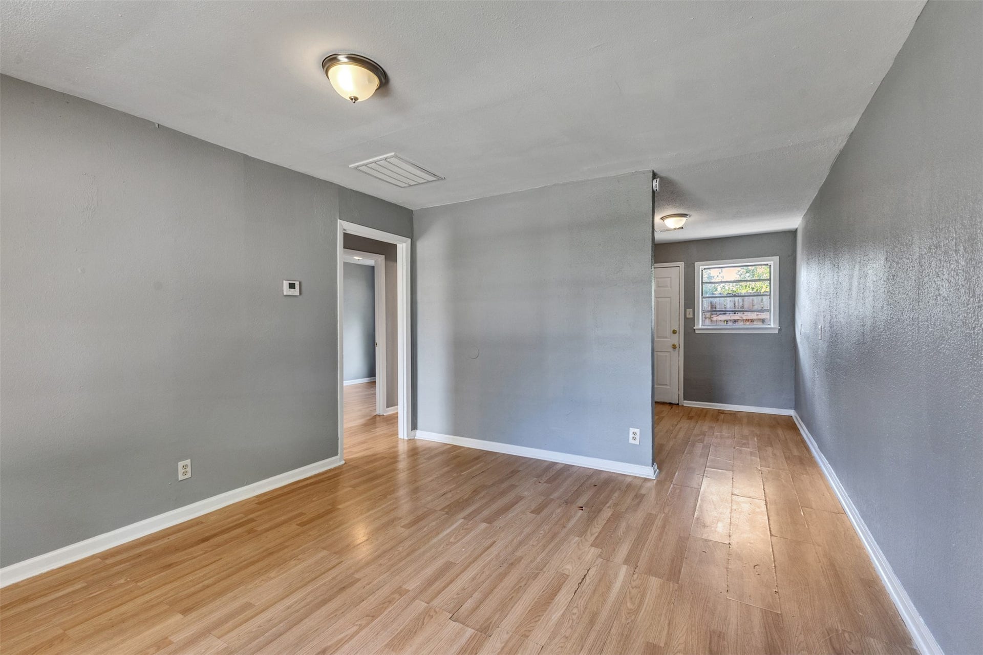 6822 WESTON STREET, Houston, TX 77021 6822 WESTON STREET, Houston, TX 77021