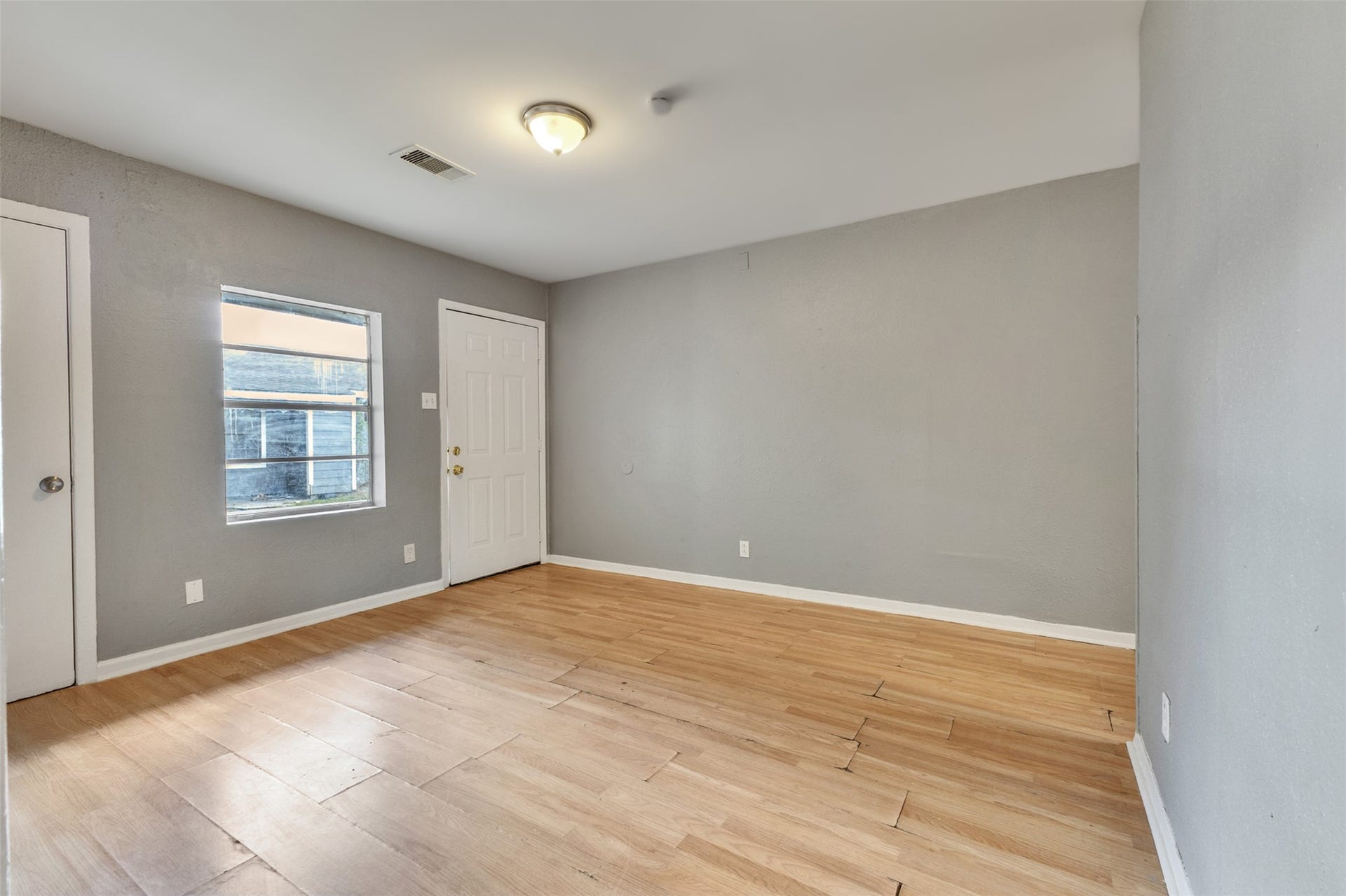 6822 WESTON STREET, Houston, TX 77021 6822 WESTON STREET, Houston, TX 77021