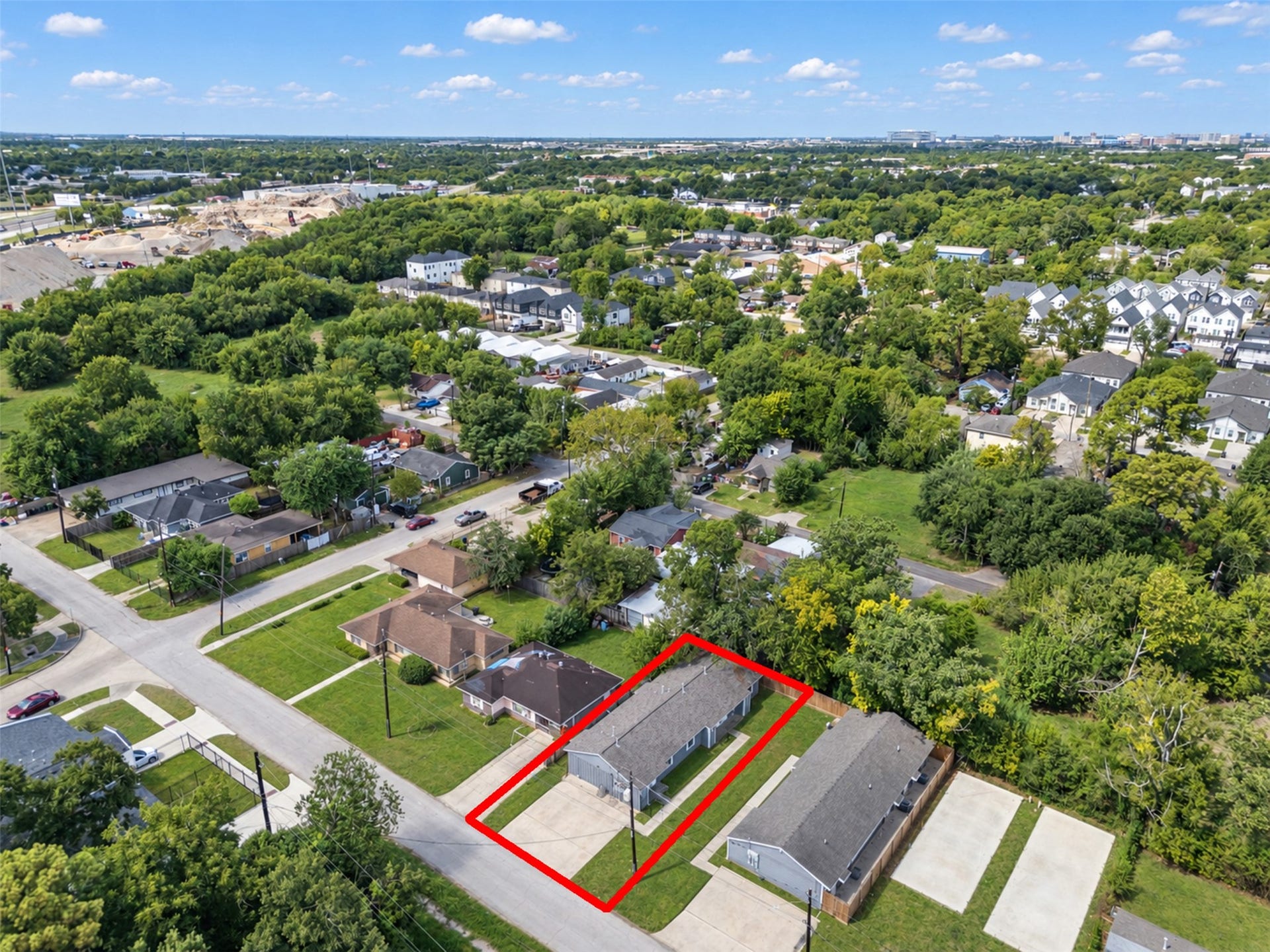 6822 WESTON STREET, Houston, TX 77021 6822 WESTON STREET, Houston, TX 77021