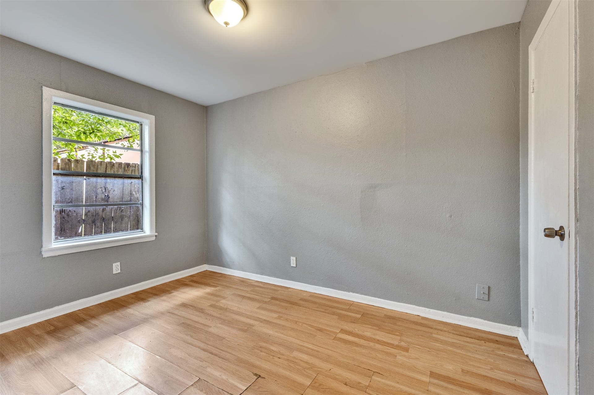 6822 WESTON STREET, Houston, TX 77021 6822 WESTON STREET, Houston, TX 77021