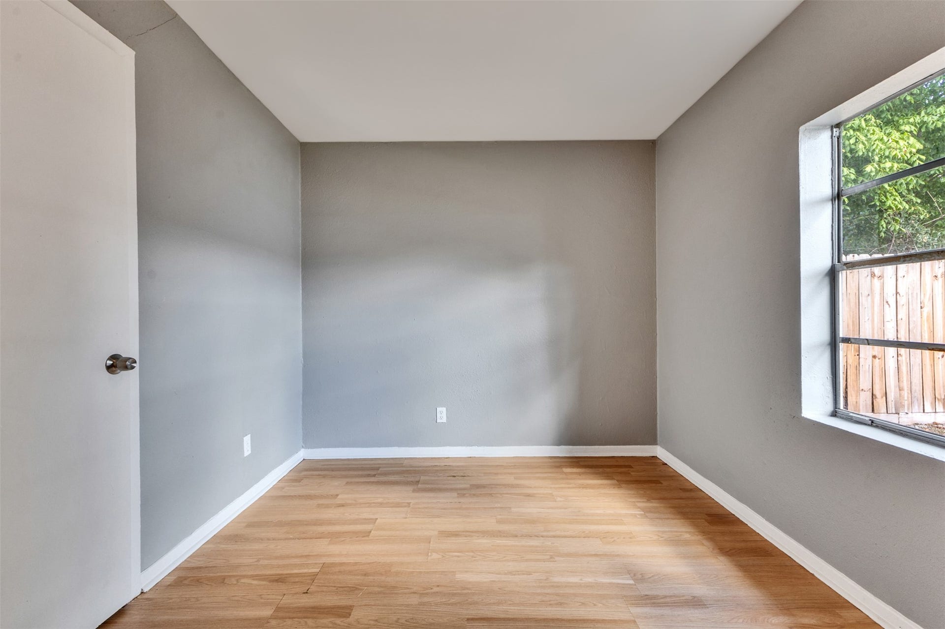6822 WESTON STREET, Houston, TX 77021 6822 WESTON STREET, Houston, TX 77021