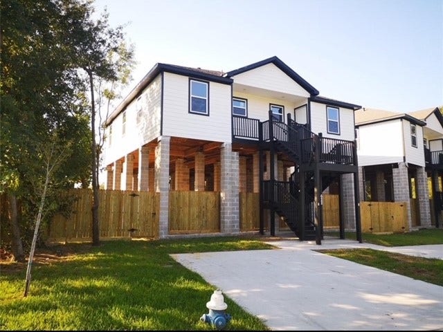 Property photo for 622 Maple Way, Houston, TX