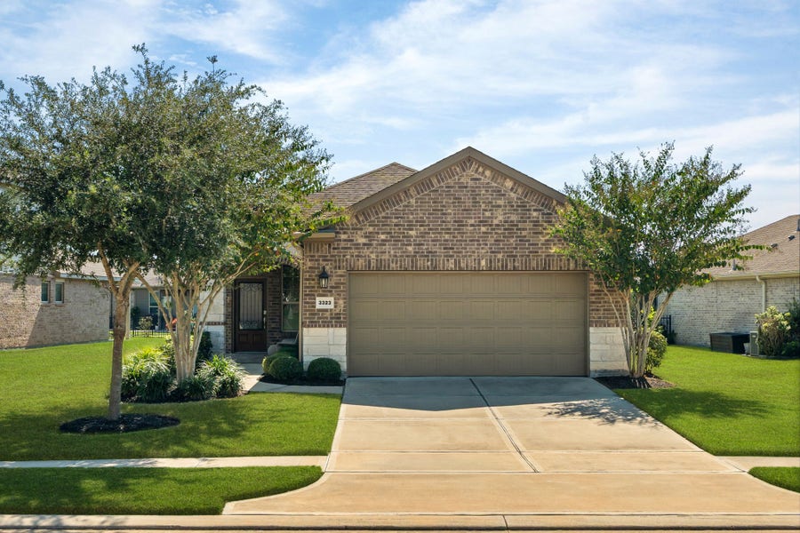 Property photo for 3323 Golden Eagle Way, Richmond, TX