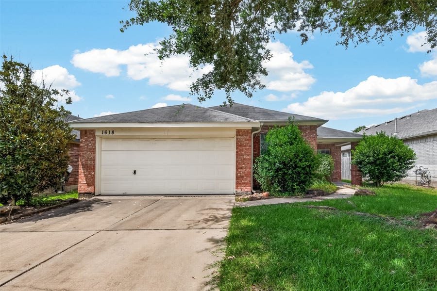 Property photo for 1618 Eberhart Star Court, Katy, TX