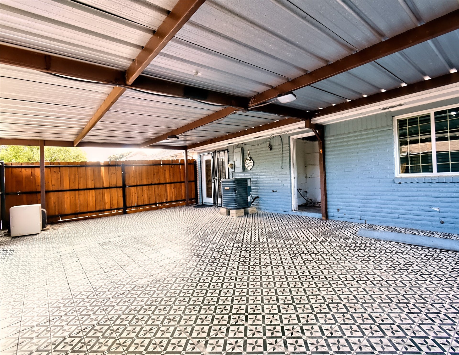 7325 Cook Road, Houston, TX 77072 7325 Cook Road, Houston, TX 77072