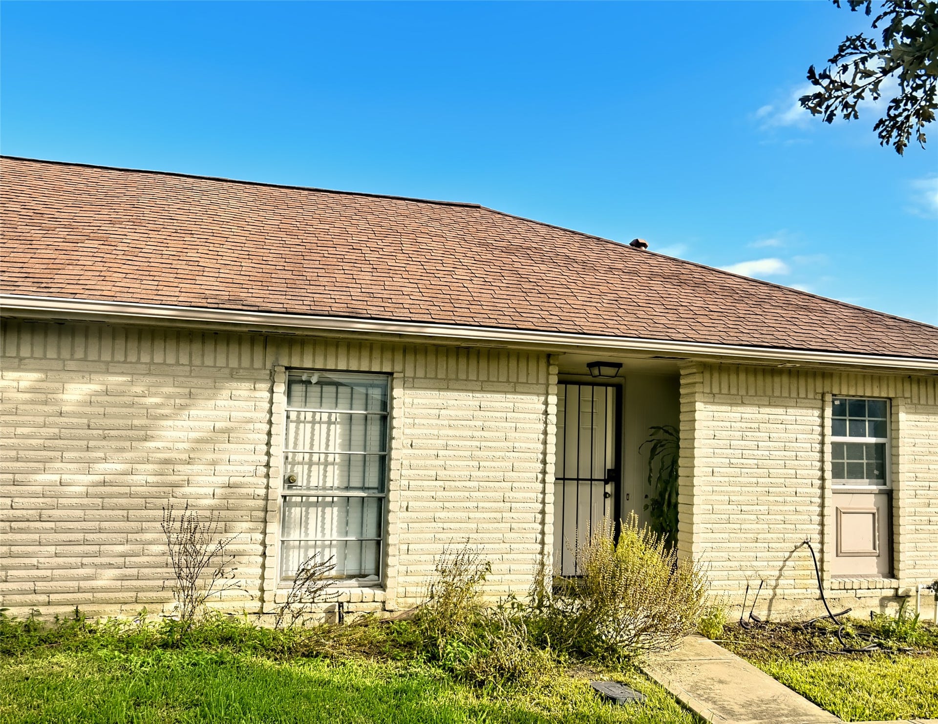 7325 Cook Road, Houston, TX 77072 7325 Cook Road, Houston, TX 77072