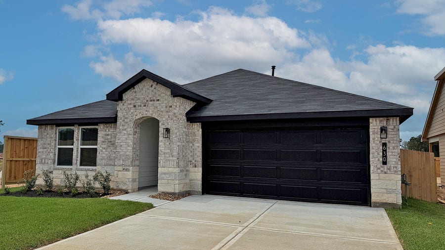 Property photo for 630 Bronze Wolf Court, Conroe, TX