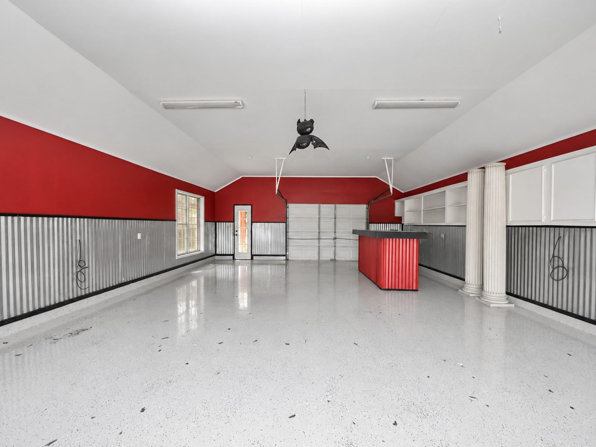 1910 Avenue L, Santa Fe, TX 77510 detached Garage that opens up to the pool area and can be used as a small party venue , workshop , car garage and so much more!!
