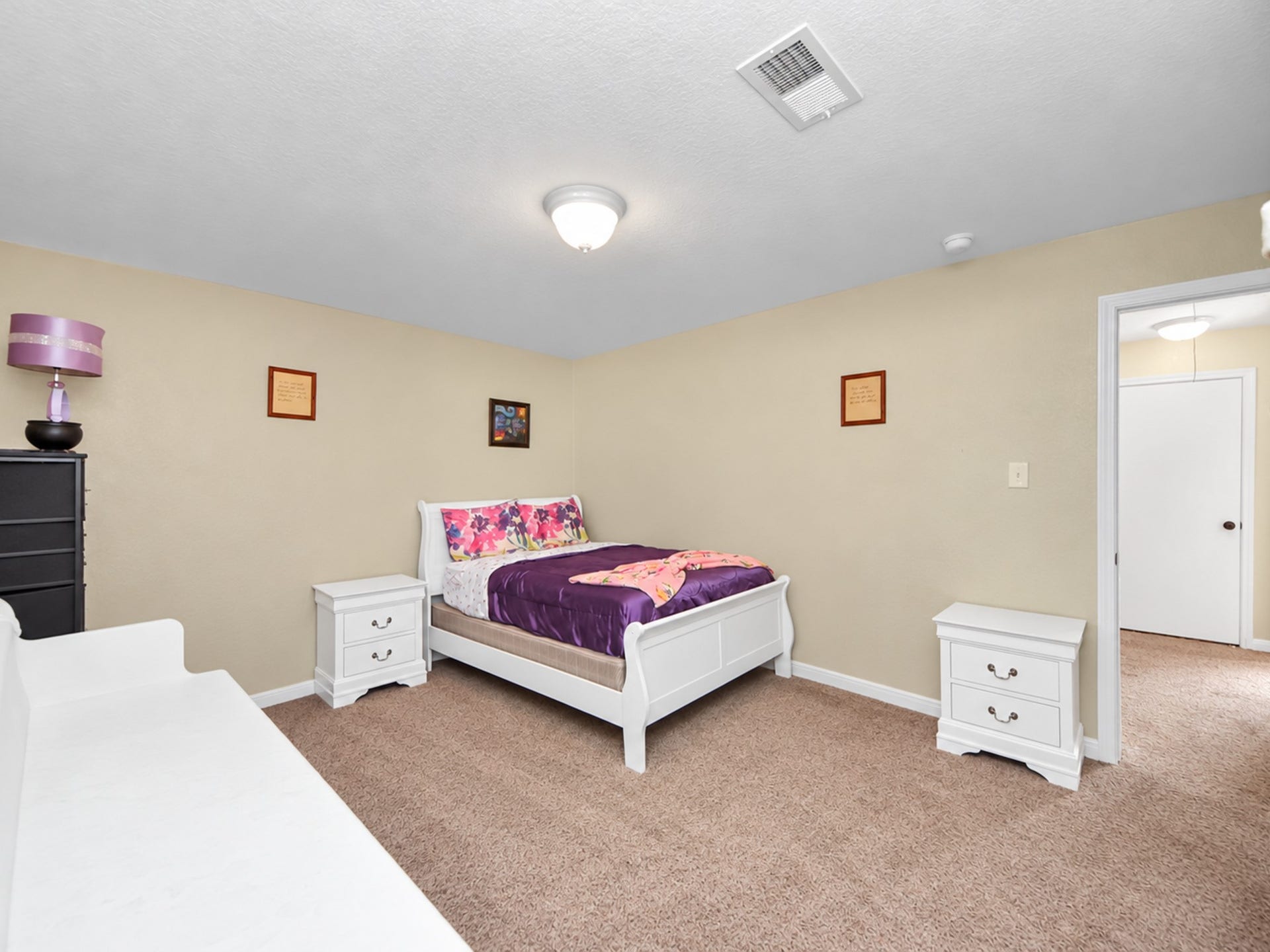 1910 Avenue L, Santa Fe, TX 77510 Guest house bedroom #2