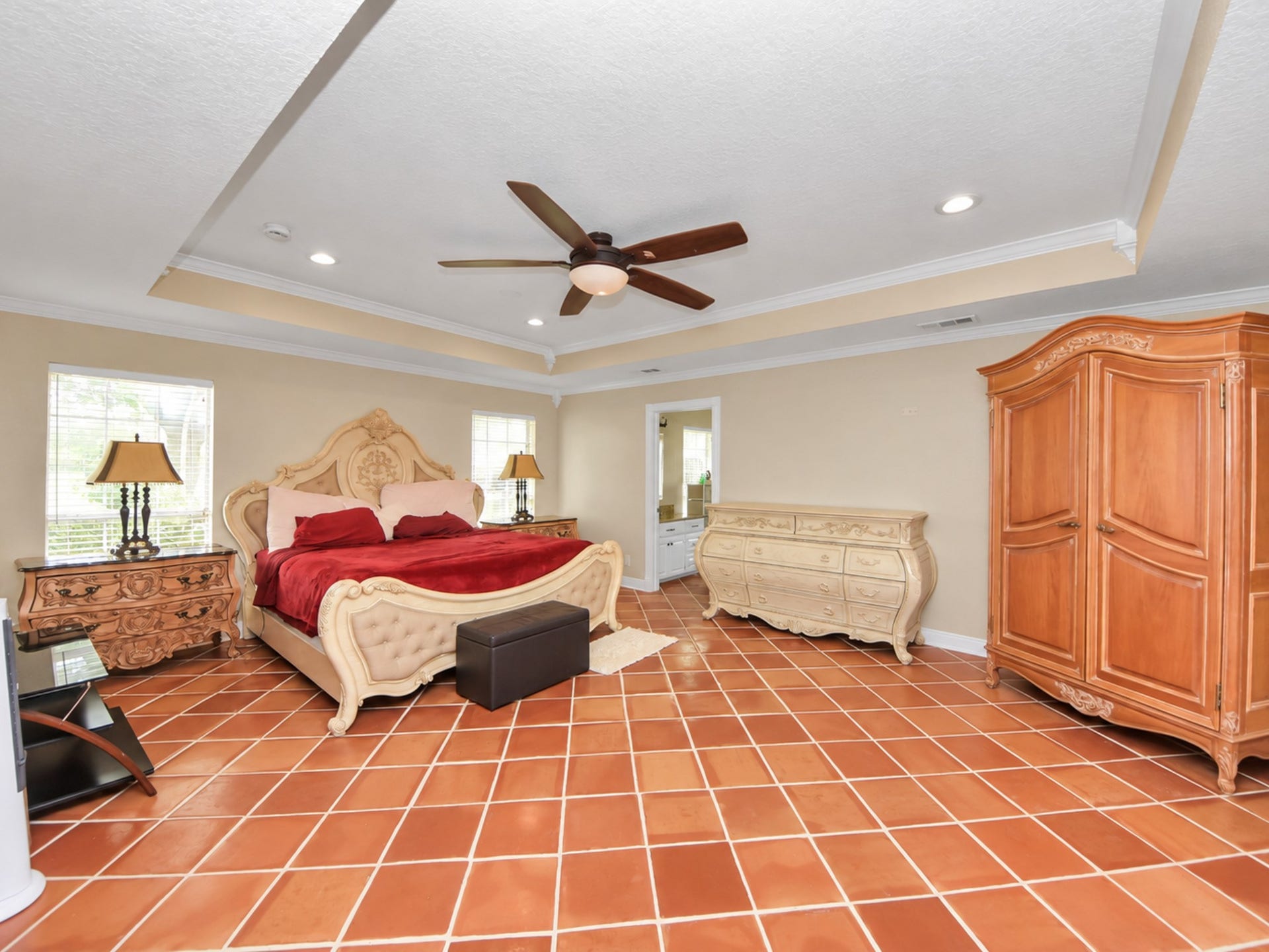 1910 Avenue L, Santa Fe, TX 77510 Main House Master bedroom #1 downstairs
