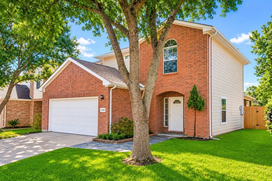 Property photo for 4818 S Fairfax Village Circle, Spring, TX