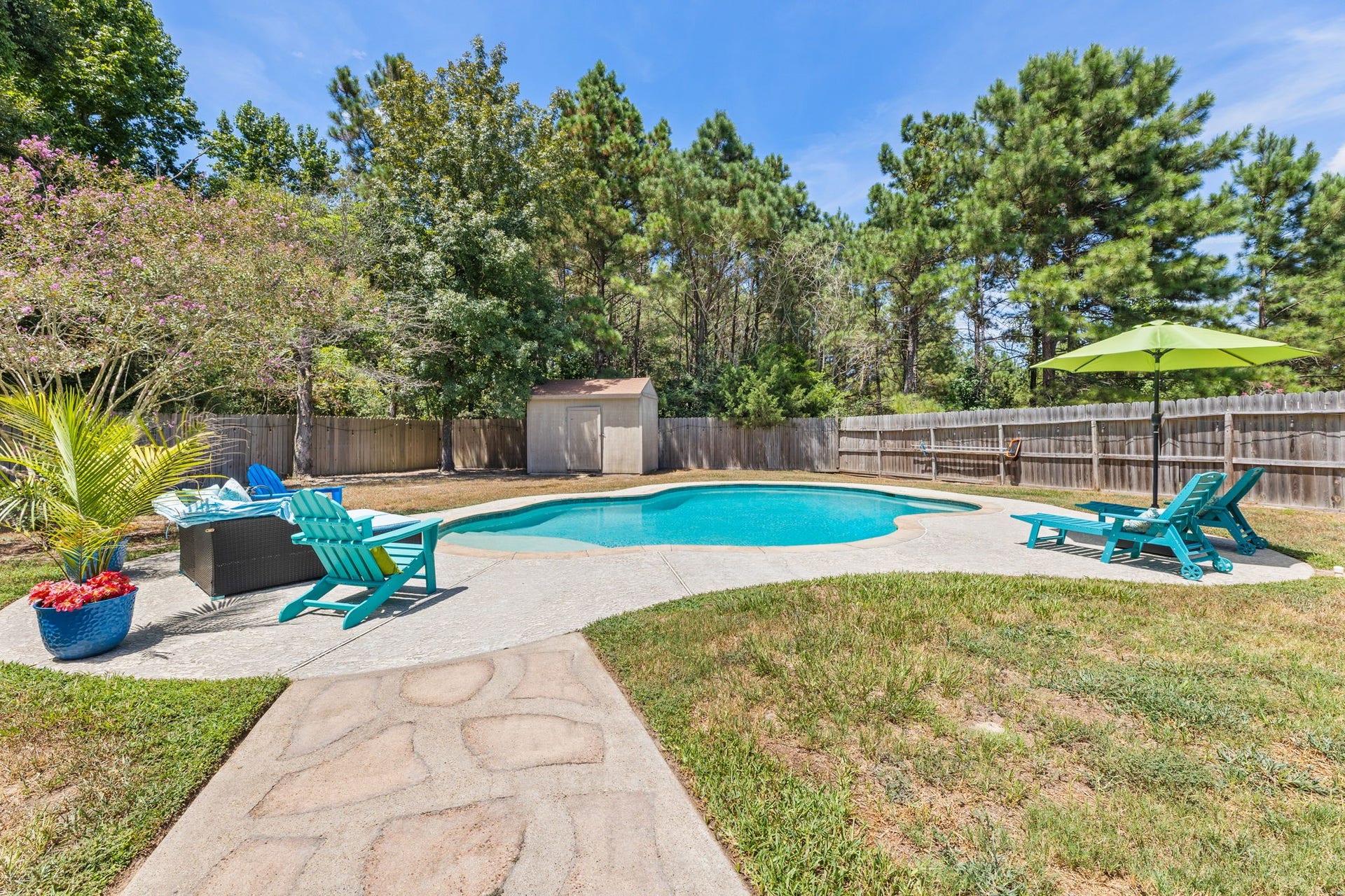 1022 Summer Park Boulevard, Conroe, TX 77303 1022 Summer Park Boulevard, Conroe, TX 77303