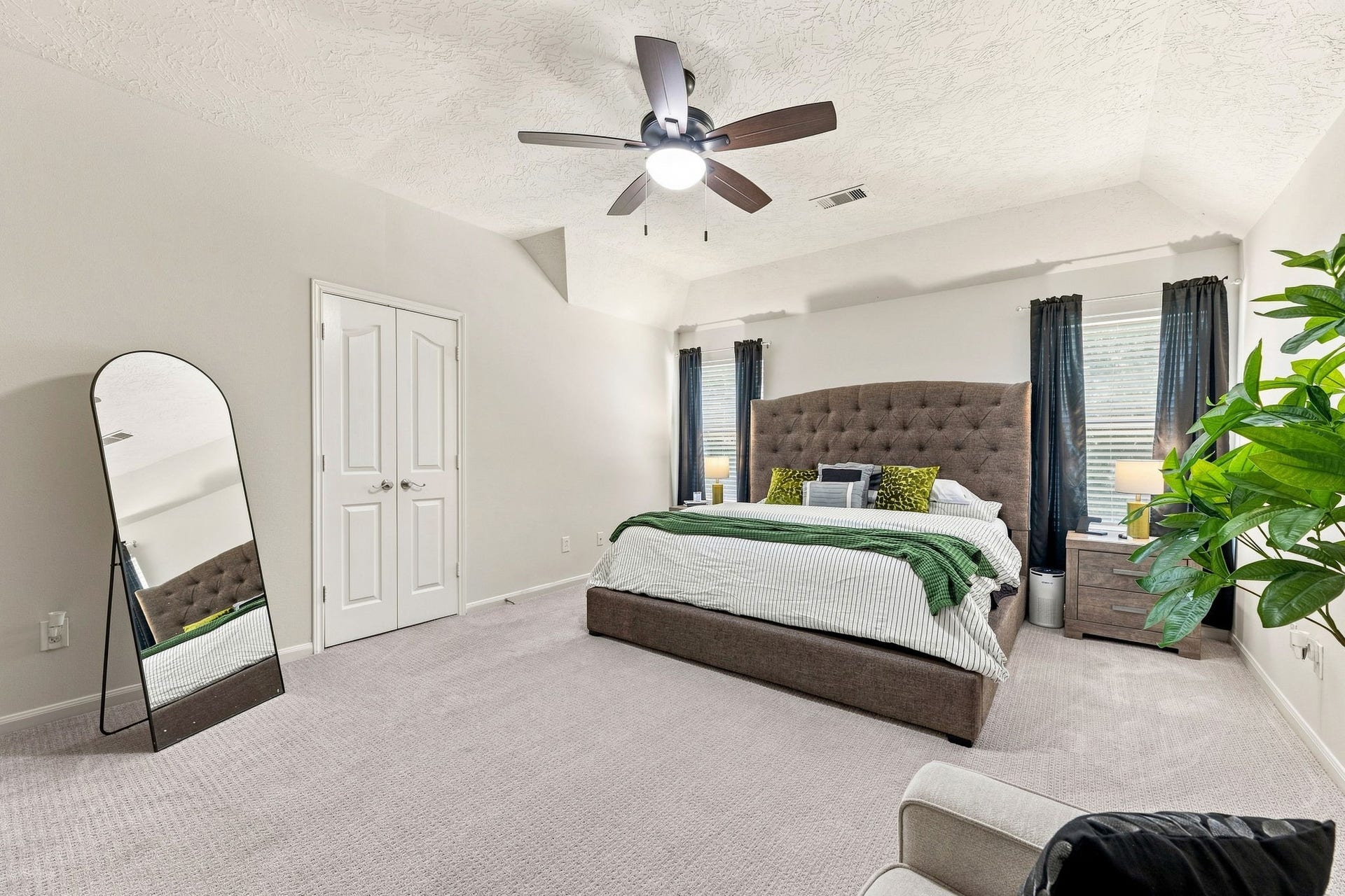 1022 Summer Park Boulevard, Conroe, TX 77303 1022 Summer Park Boulevard, Conroe, TX 77303