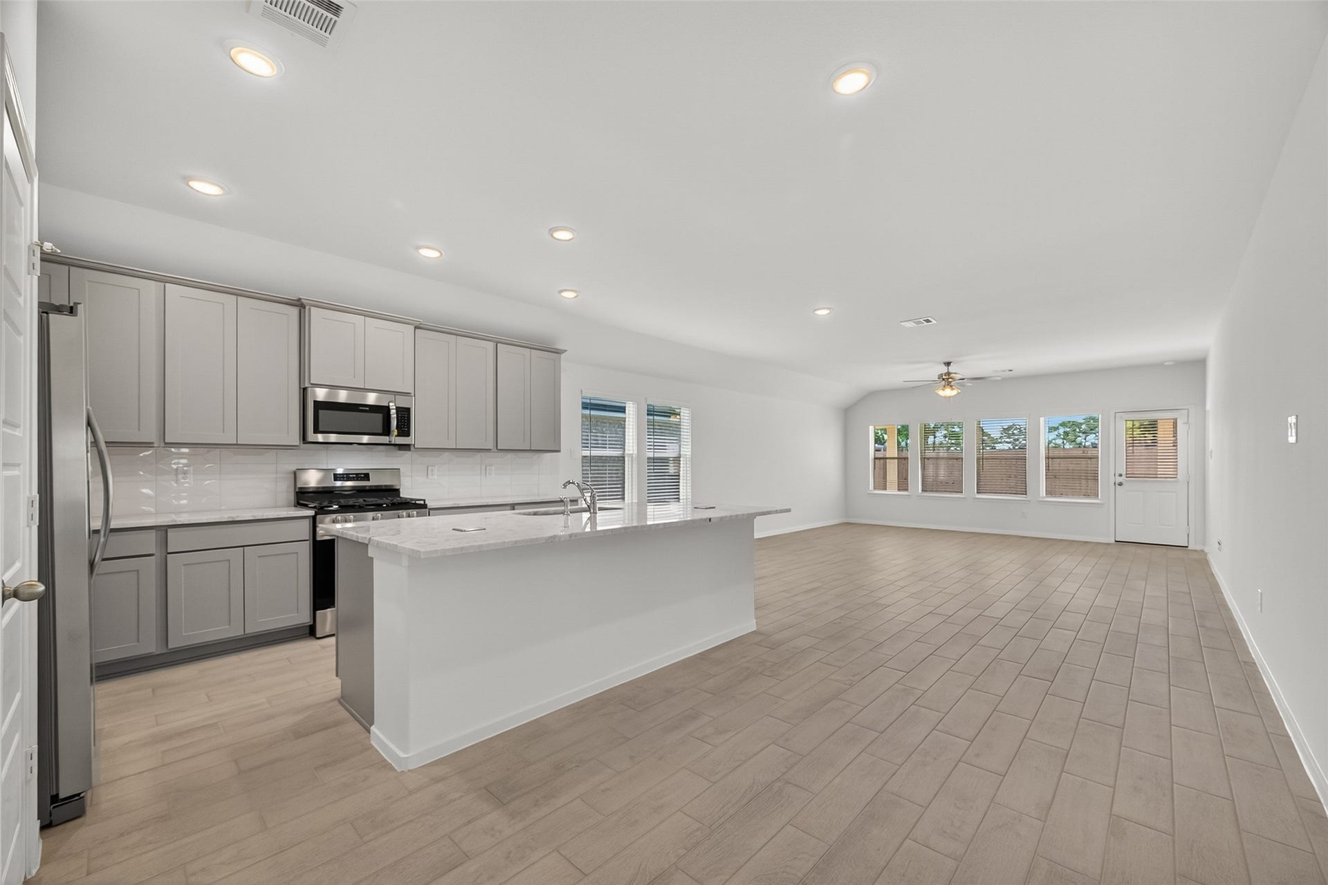 27326 Leeward Jetty Drive, Katy, TX 77493