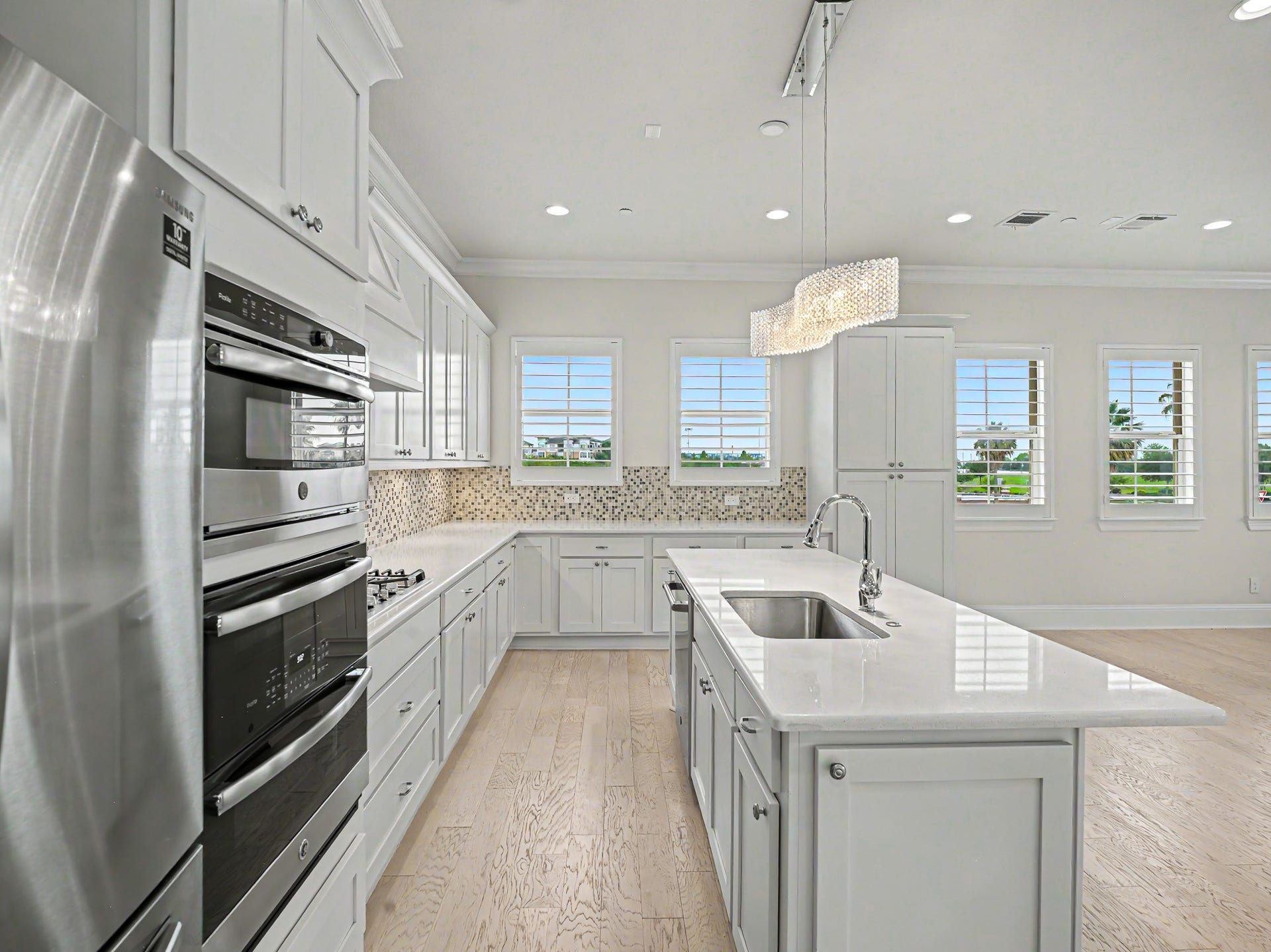 Plenty of room for as many Chefs as possible here.