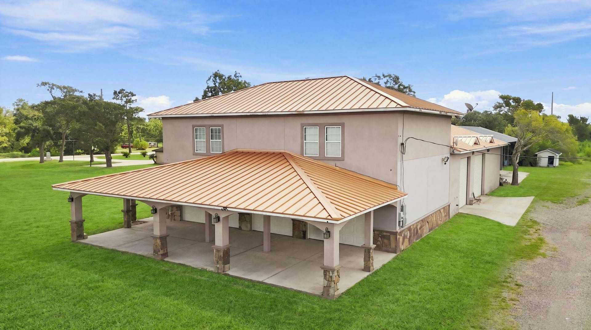 5930 County Road 396, Alvin, TX 77511 5930 County Road 396, Alvin, TX 77511