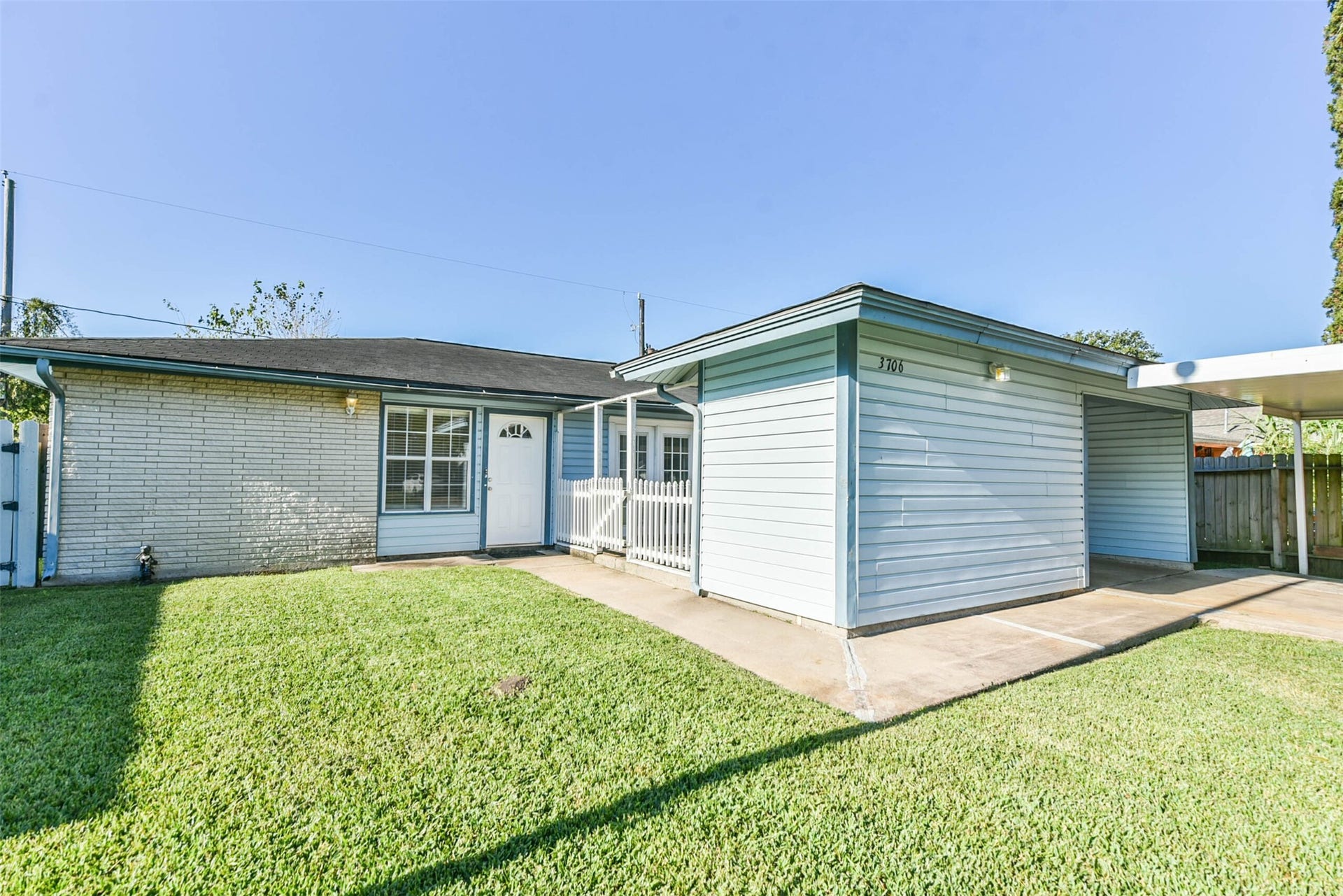 3706 Ramsey Drive, Pasadena, TX 77503