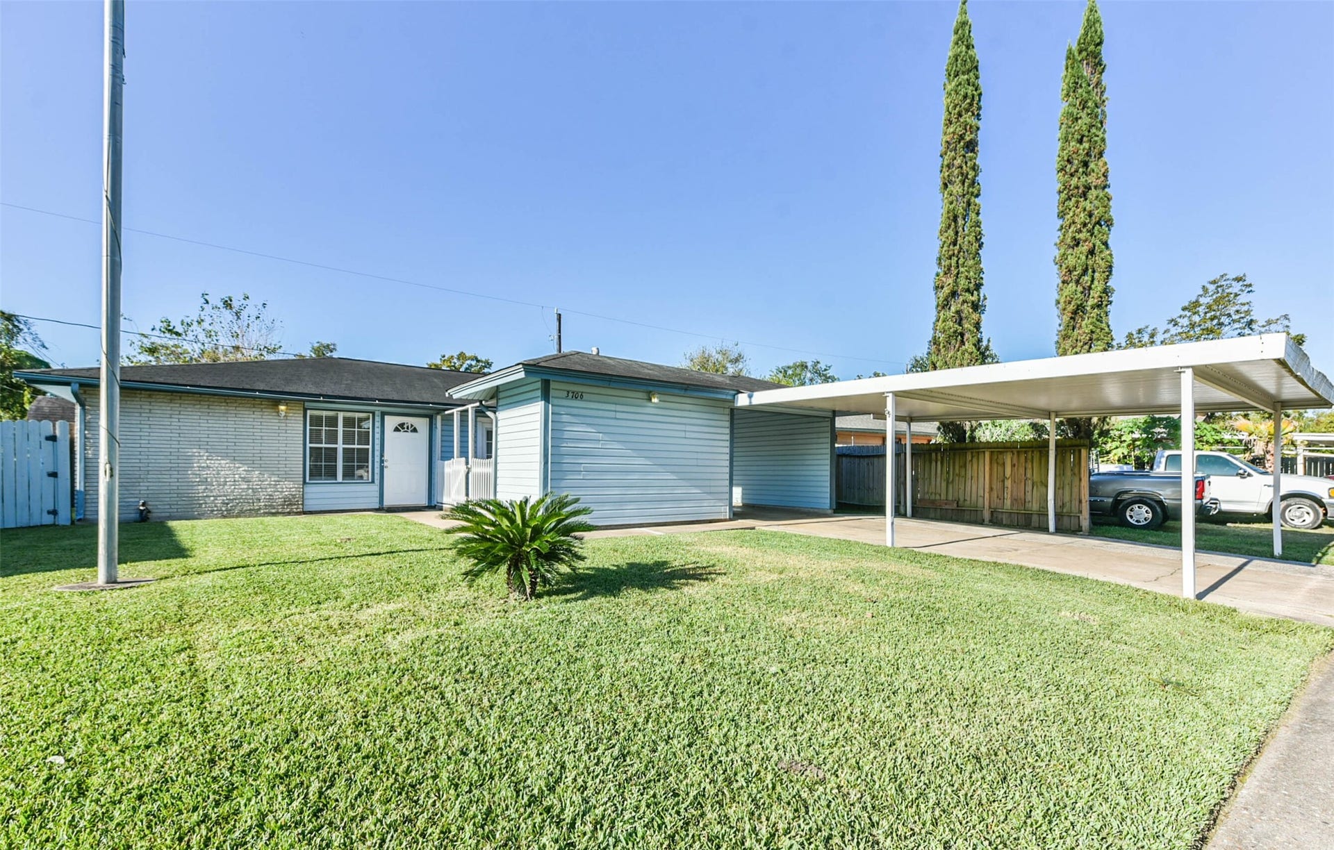 3706 Ramsey Drive, Pasadena, TX 77503