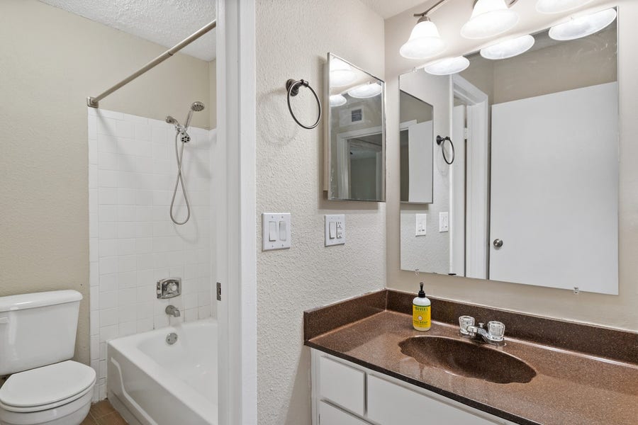 Property photo for 250 El Dorado Boulevard, #259, Webster, TX