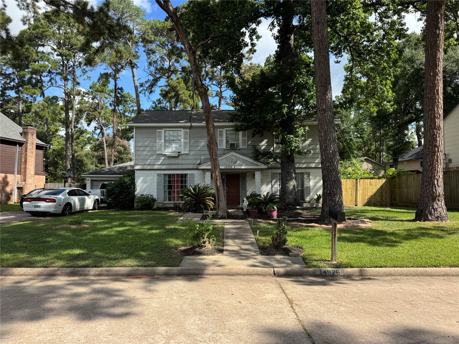 Property photo for 14926 Parkville Drive, Houston, TX