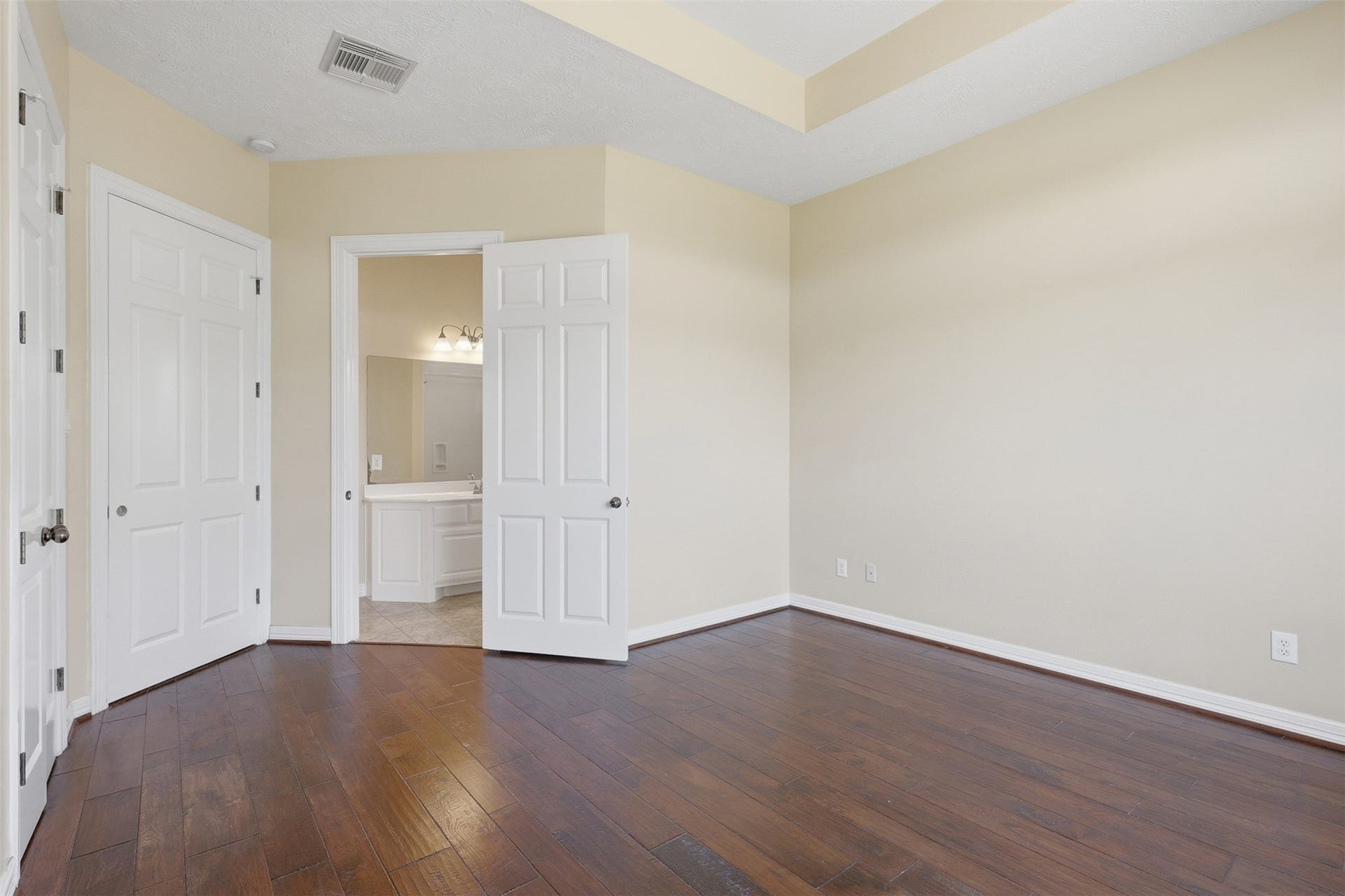 1906 Lake Grayson Drive, Katy, TX 77494 1906 Lake Grayson Drive, Katy, TX 77494