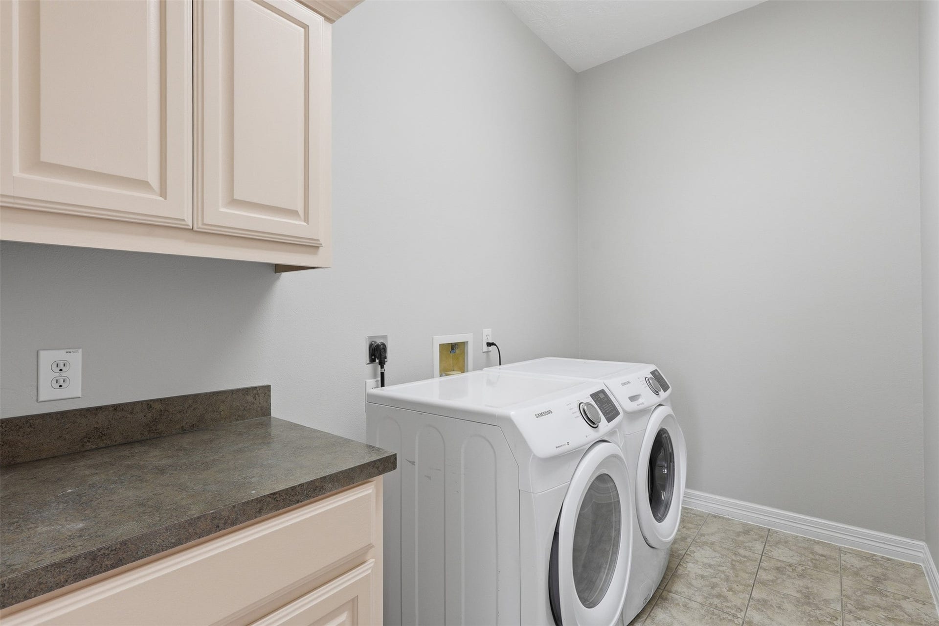 1906 Lake Grayson Drive, Katy, TX 77494 1906 Lake Grayson Drive, Katy, TX 77494