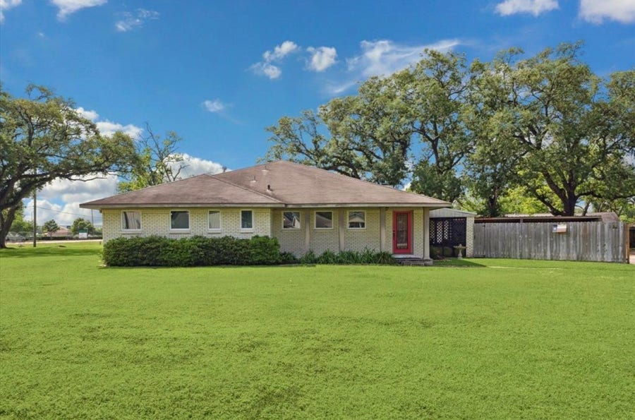 Property photo for 3224 Patricia Lane, Pearland, TX