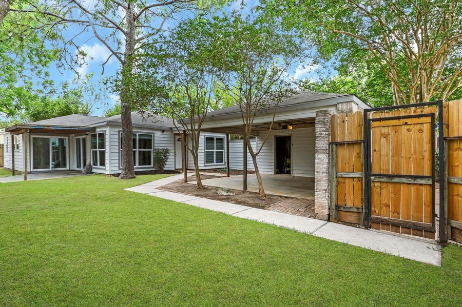 Property photo for 10207 Foxrow Lane, Houston, TX