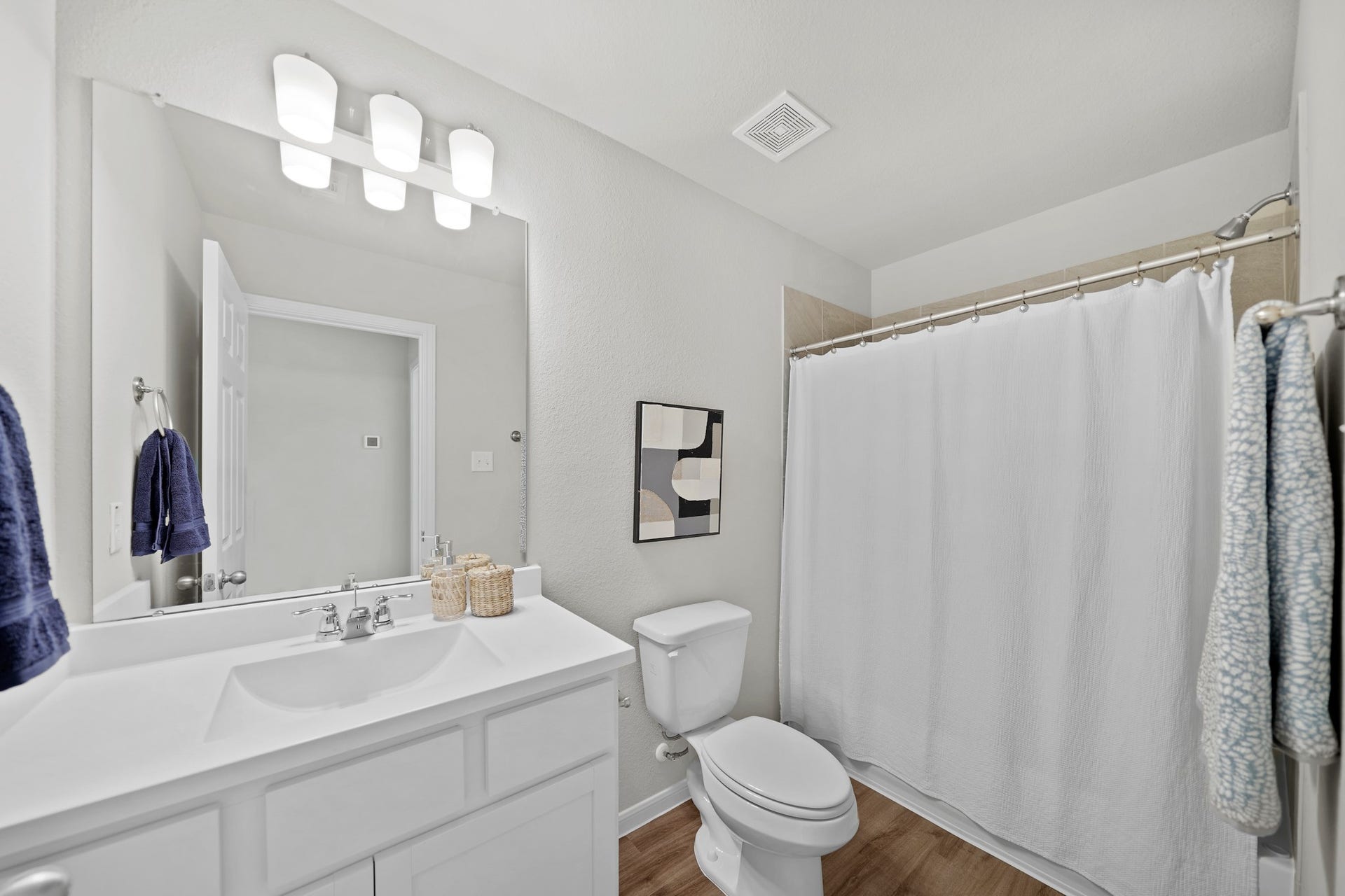 5017 Lady Morgan Drive, Houston, TX 77048 5017 Lady Morgan Drive, Houston, TX 77048