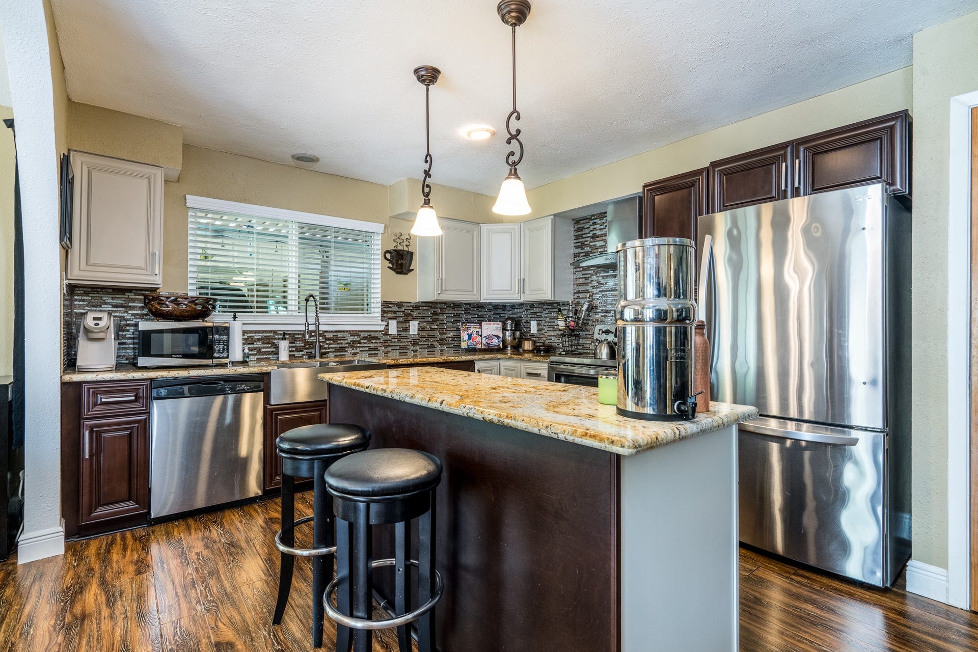 16210 Ridgegreen Drive, Houston, TX 77082 16210 Ridgegreen Drive, Houston, TX 77082