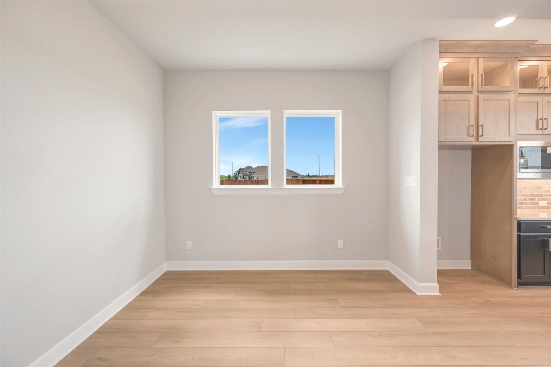 22903 Silver Fen Way, Waller, TX 77484 Photo does not represent actual home options and selection. Ask Sales consultant for specific selections.