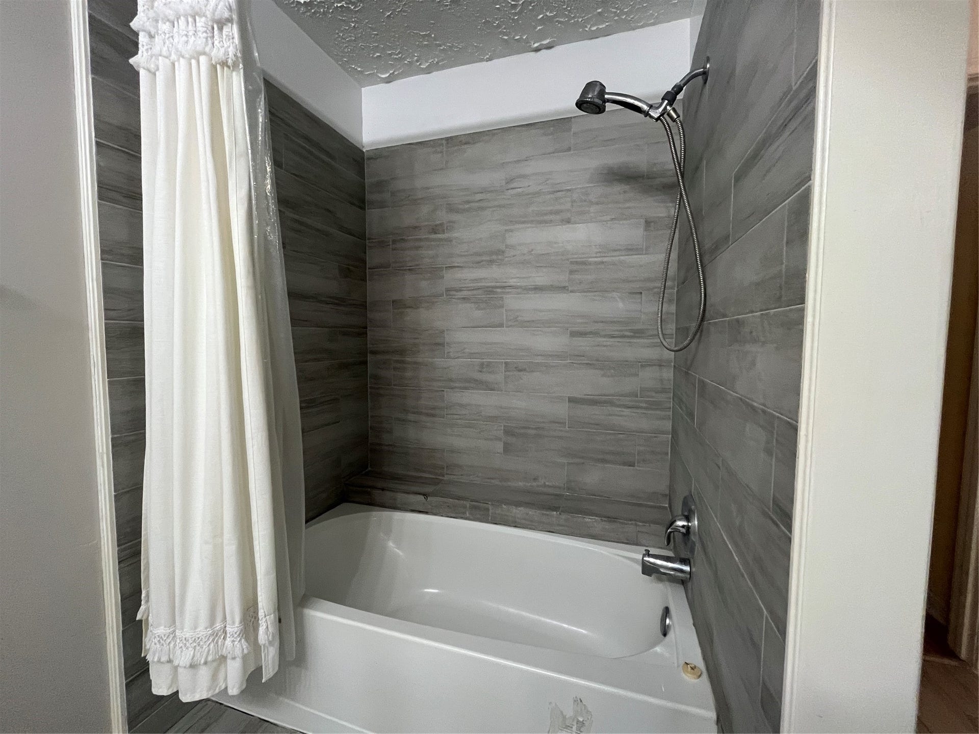 343 Elder Vista Drive, Houston, TX 77598 343 Elder Vista Drive, Houston, TX 77598