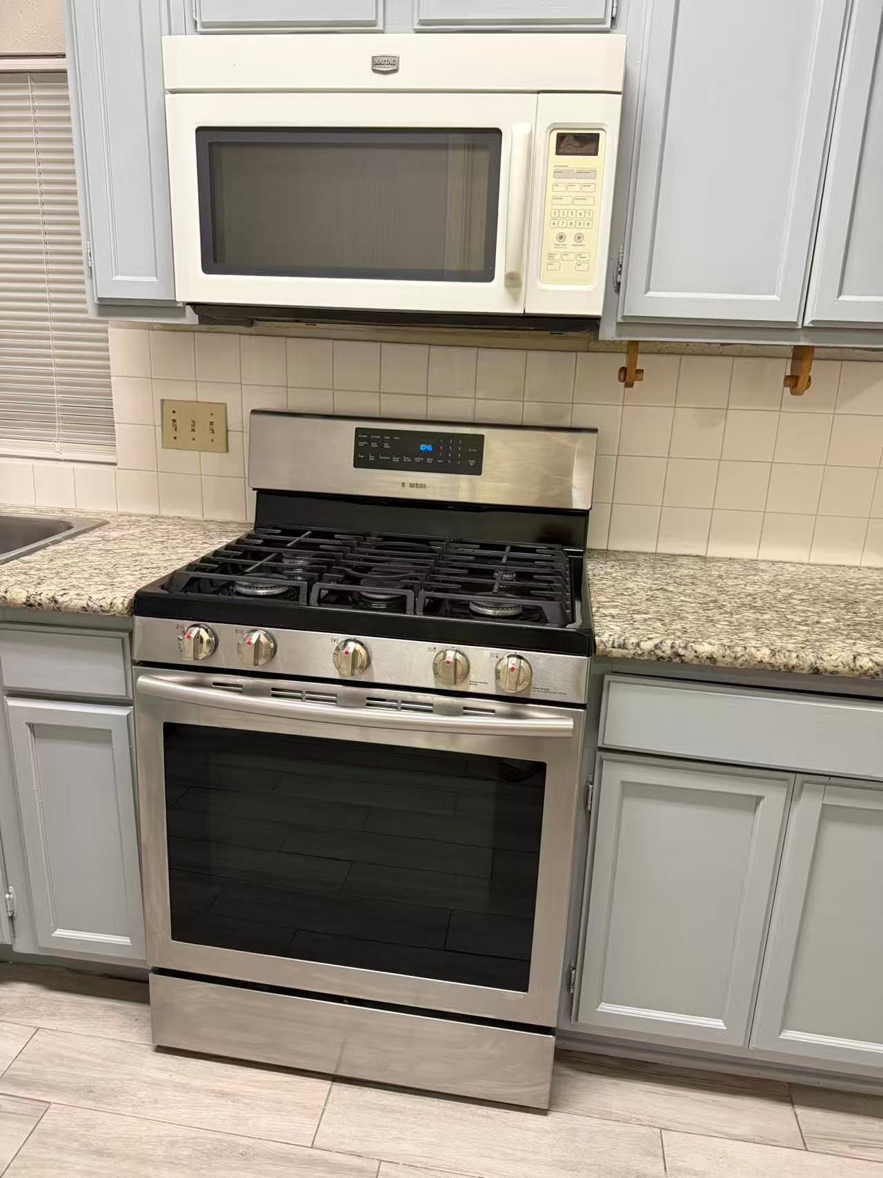 343 Elder Vista Drive, Houston, TX 77598 343 Elder Vista Drive, Houston, TX 77598