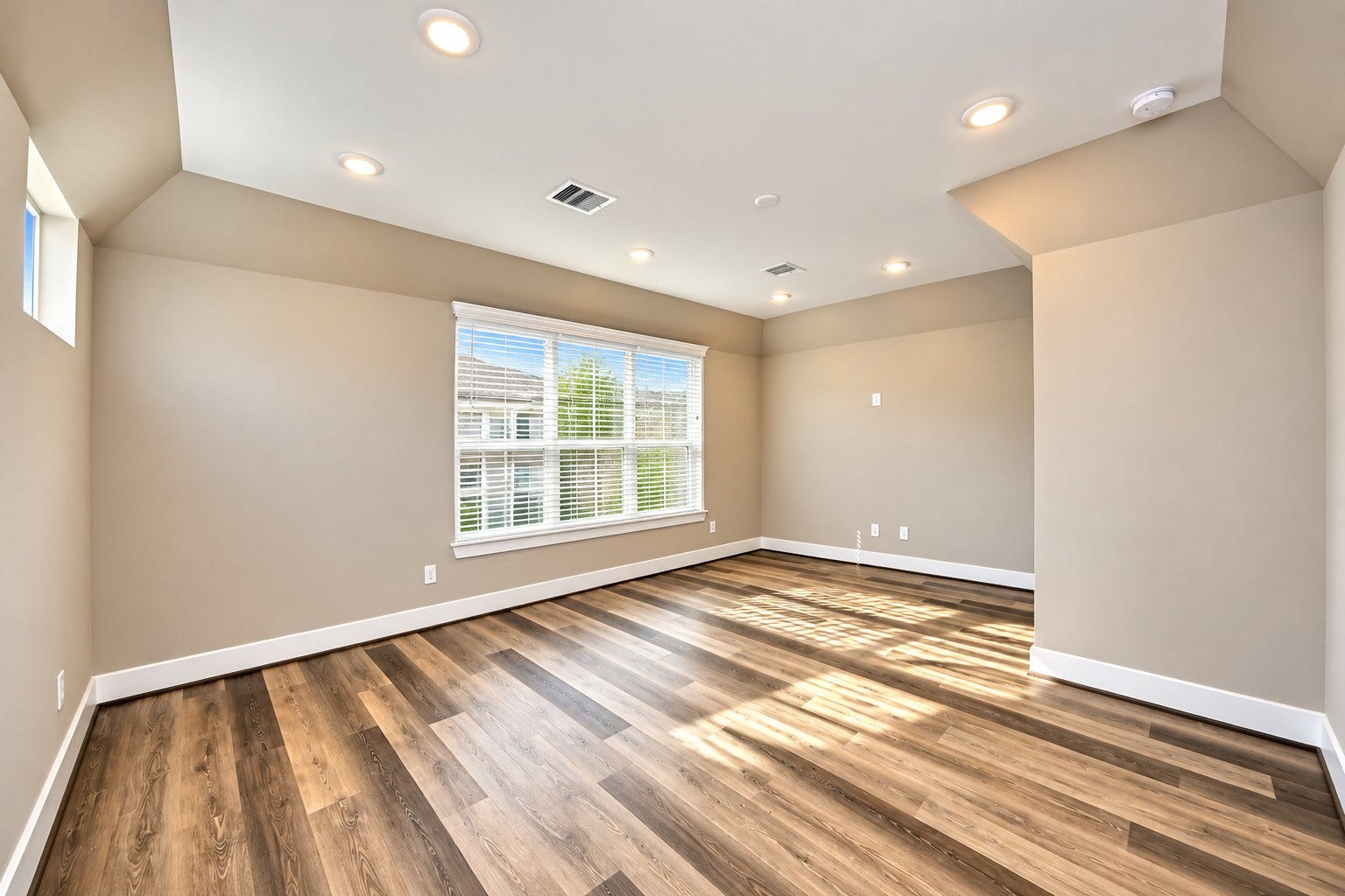 1278 N Post Oak Road, #B, Houston, TX 77055 Primary bedroom