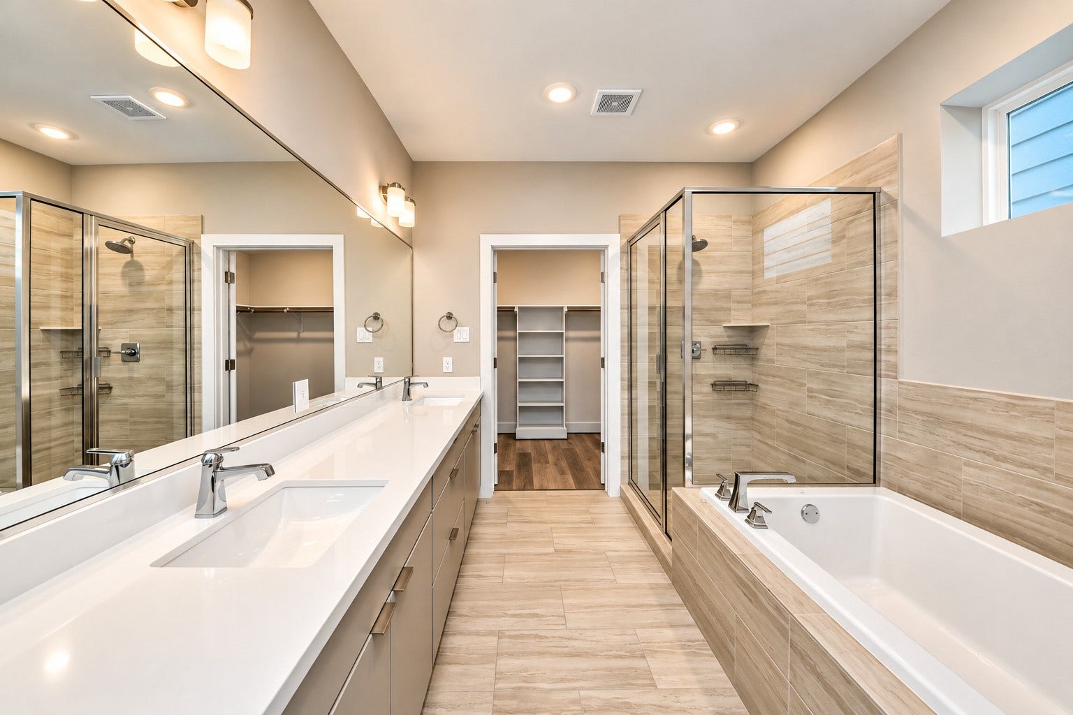 1278 N Post Oak Road, #B, Houston, TX 77055 Primary bath