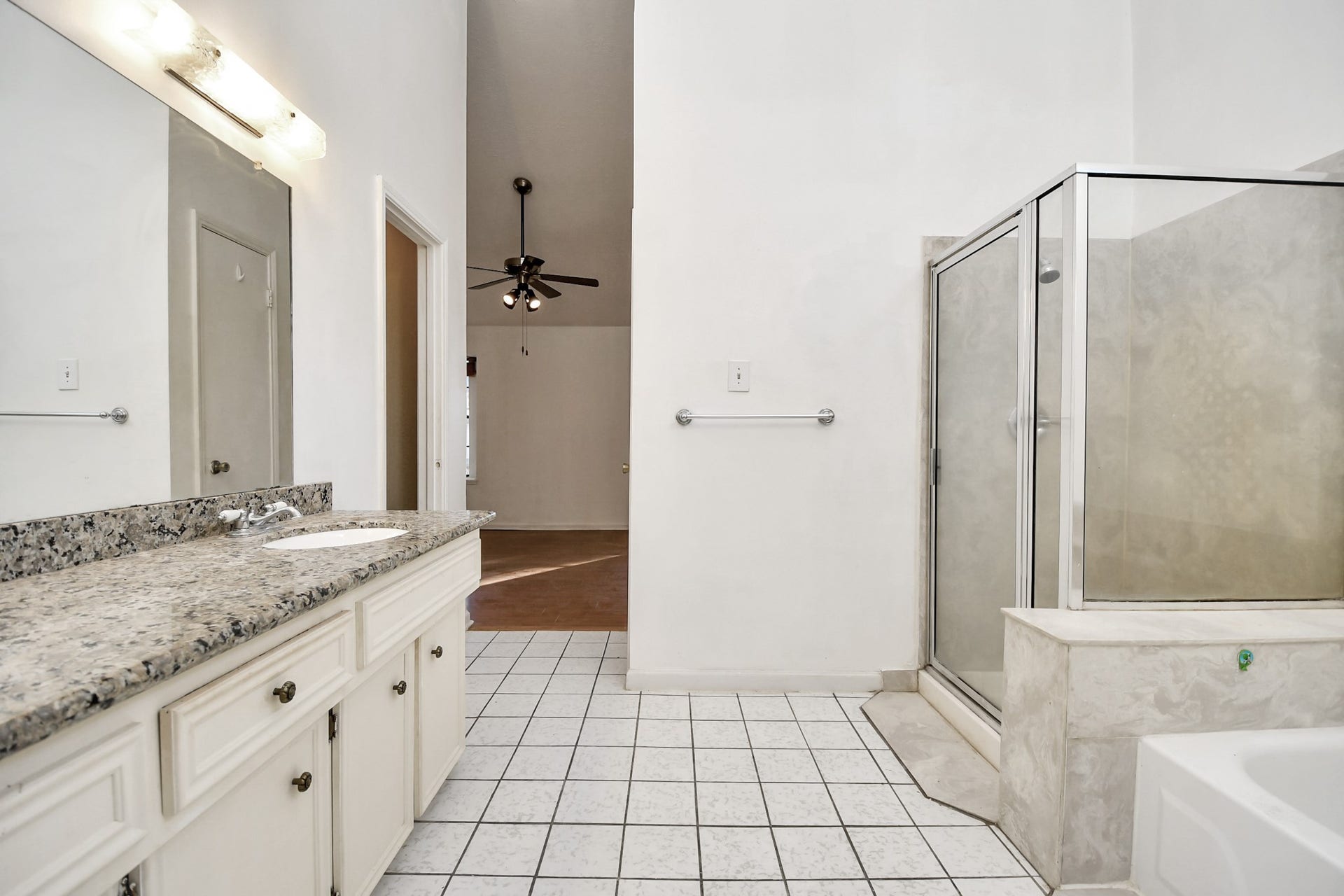 15015 Ringfield Drive, Houston, TX 77084