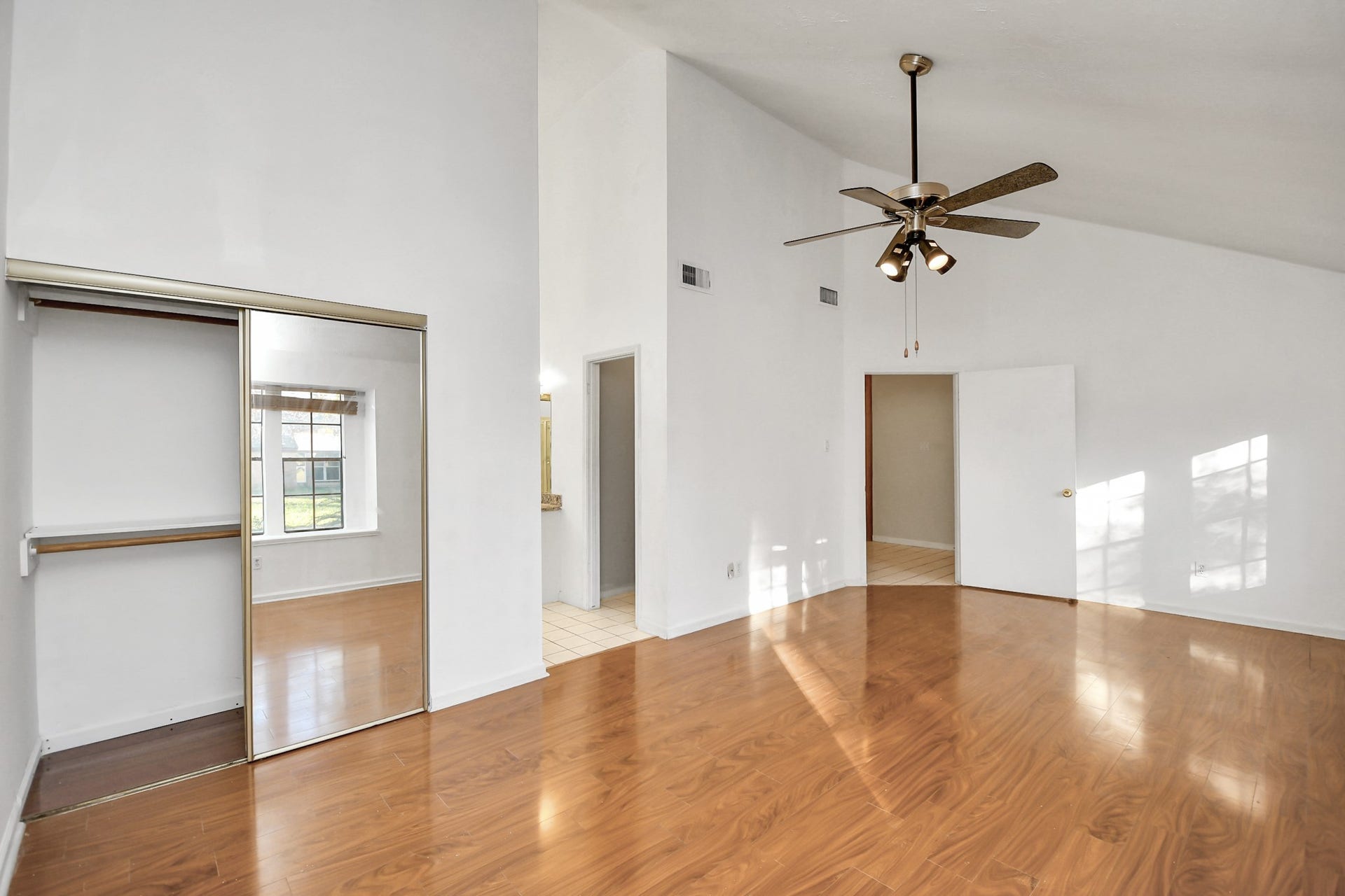 15015 Ringfield Drive, Houston, TX 77084