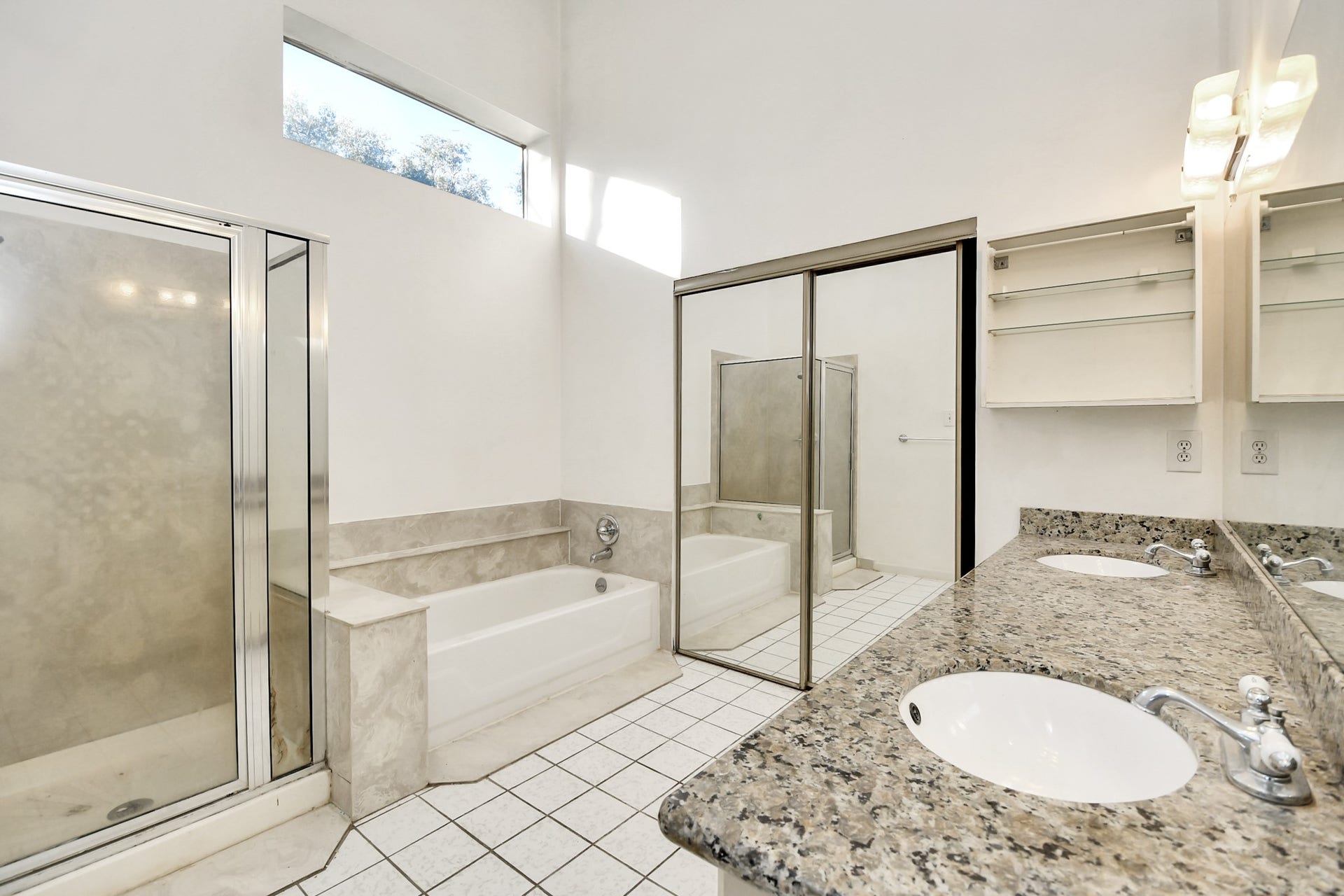 15015 Ringfield Drive, Houston, TX 77084