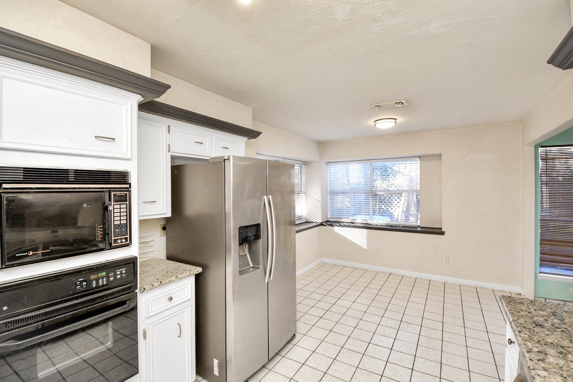 15015 Ringfield Drive, Houston, TX 77084